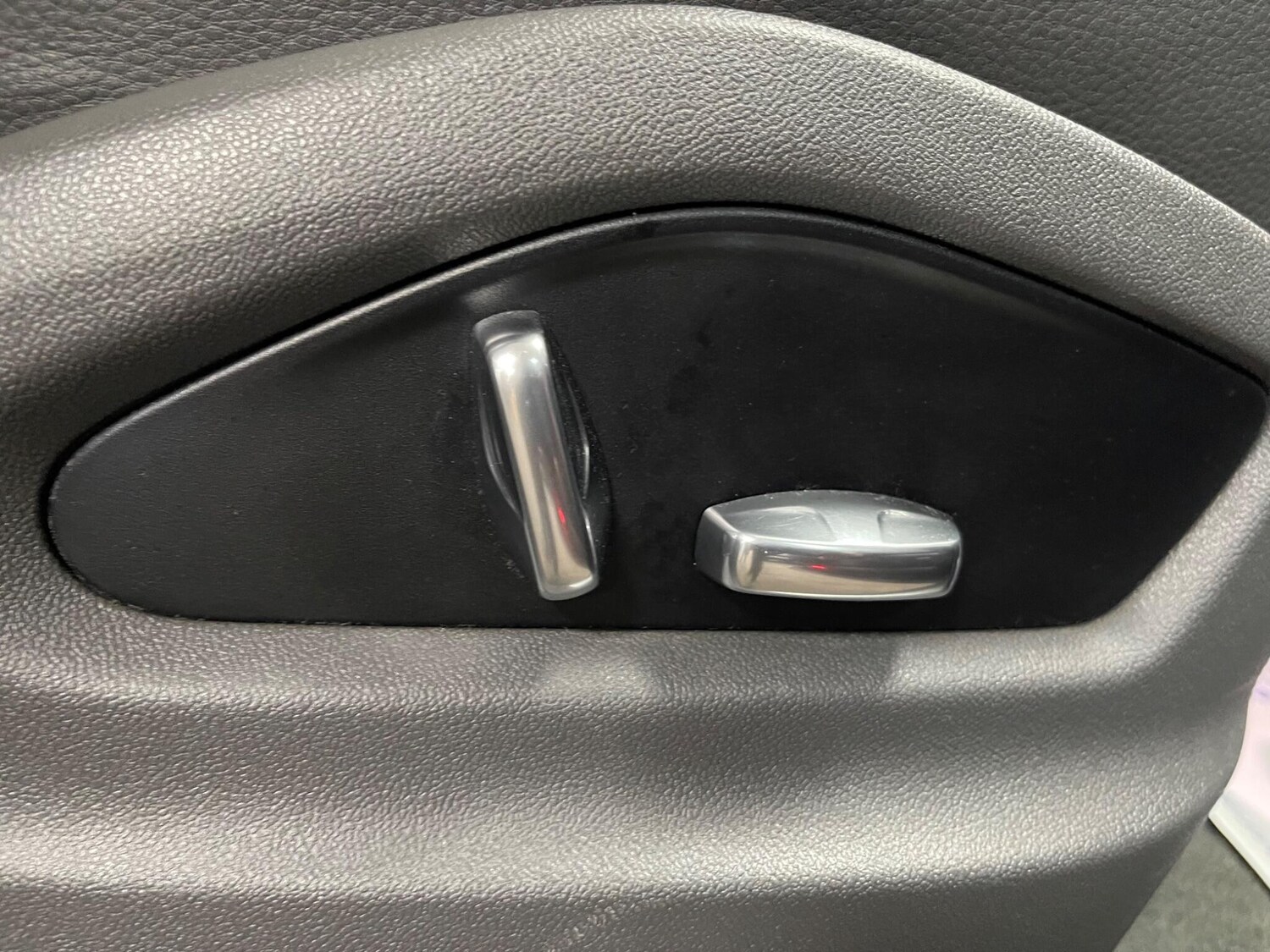 Used Porsche Cayenne 2018 for sale - 78087176: Photo 43