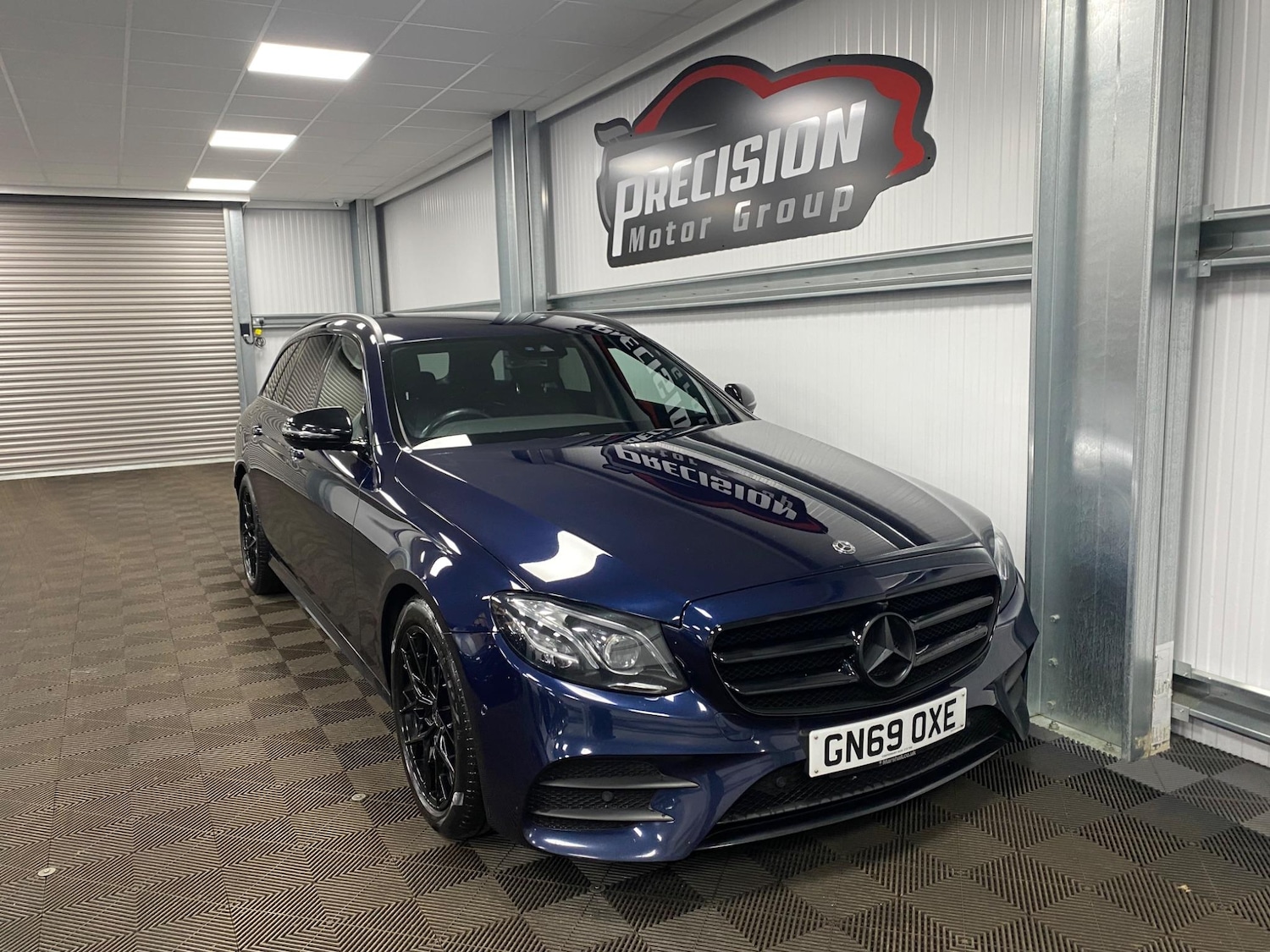 Used Mercedes-Benz E Class 2020 for sale - 76317927: Photo 1
