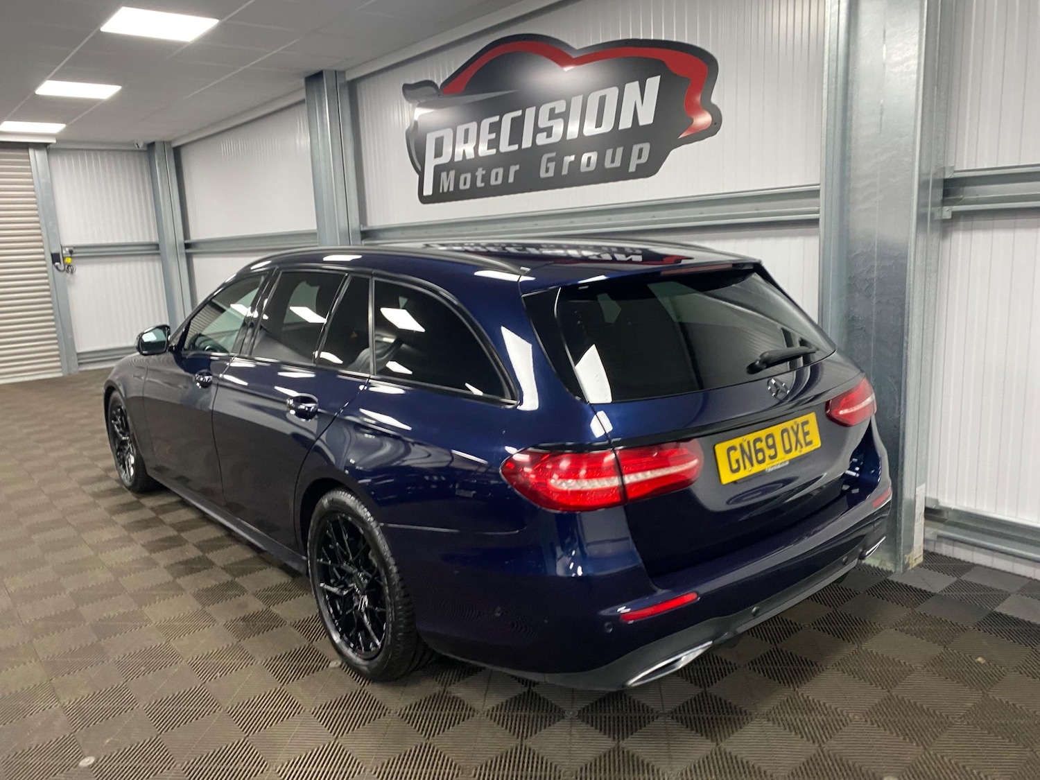 Used Mercedes-Benz E Class 2020 for sale - 76317927: Photo 12