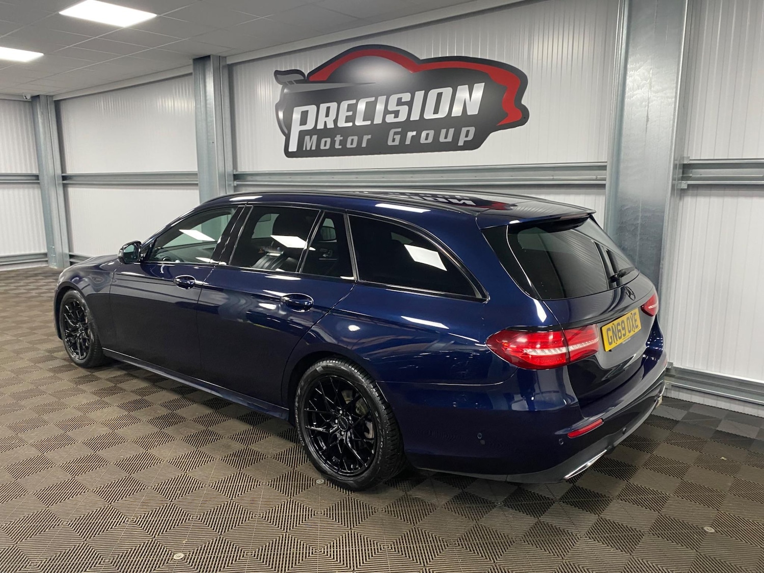 Used Mercedes-Benz E Class 2020 for sale - 76317927: Photo 13