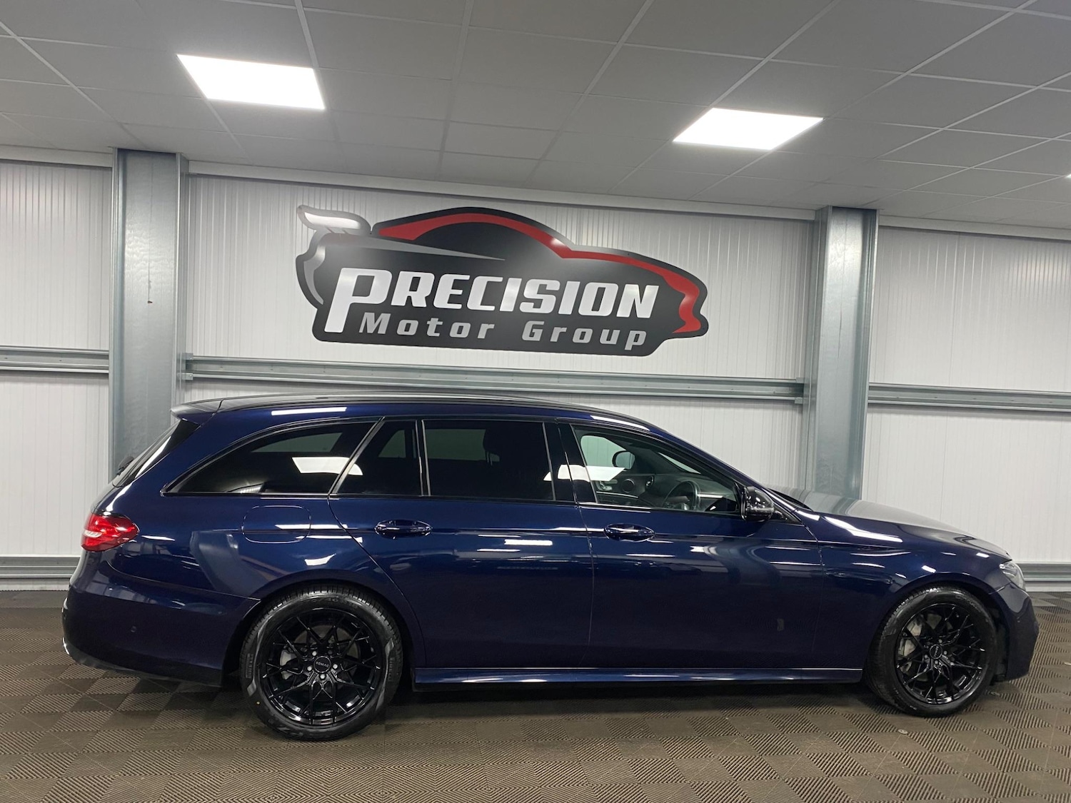 Used Mercedes-Benz E Class 2020 for sale - 76317927: Photo 23