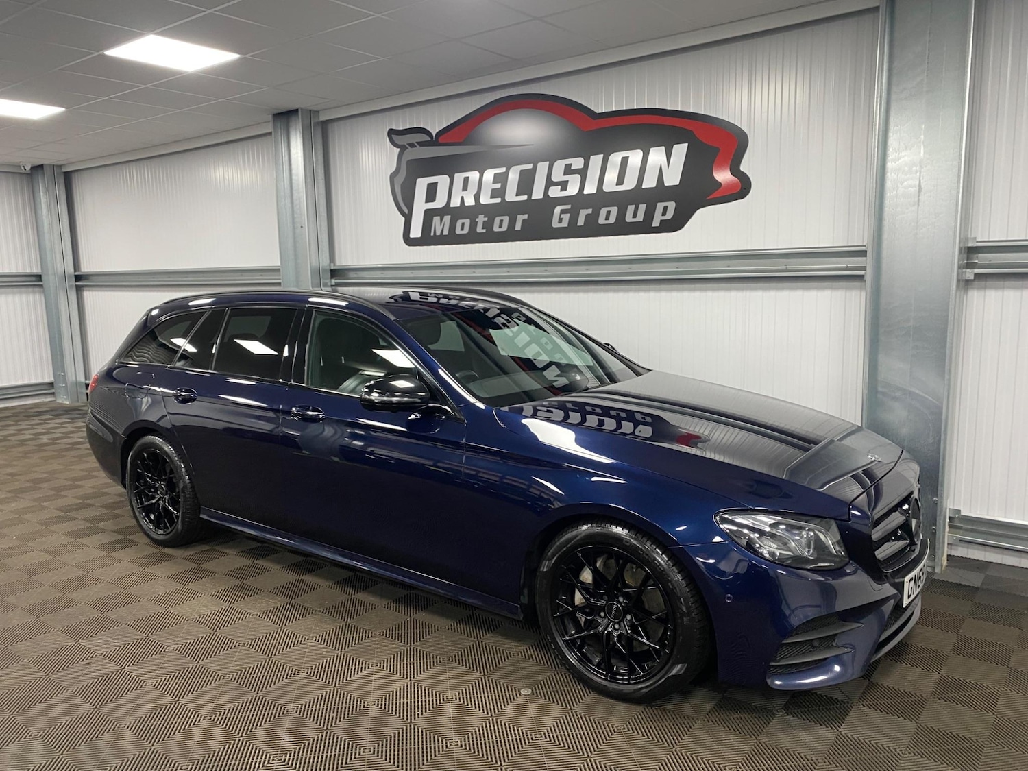 Used Mercedes-Benz E Class 2020 for sale - 76317927: Photo 4