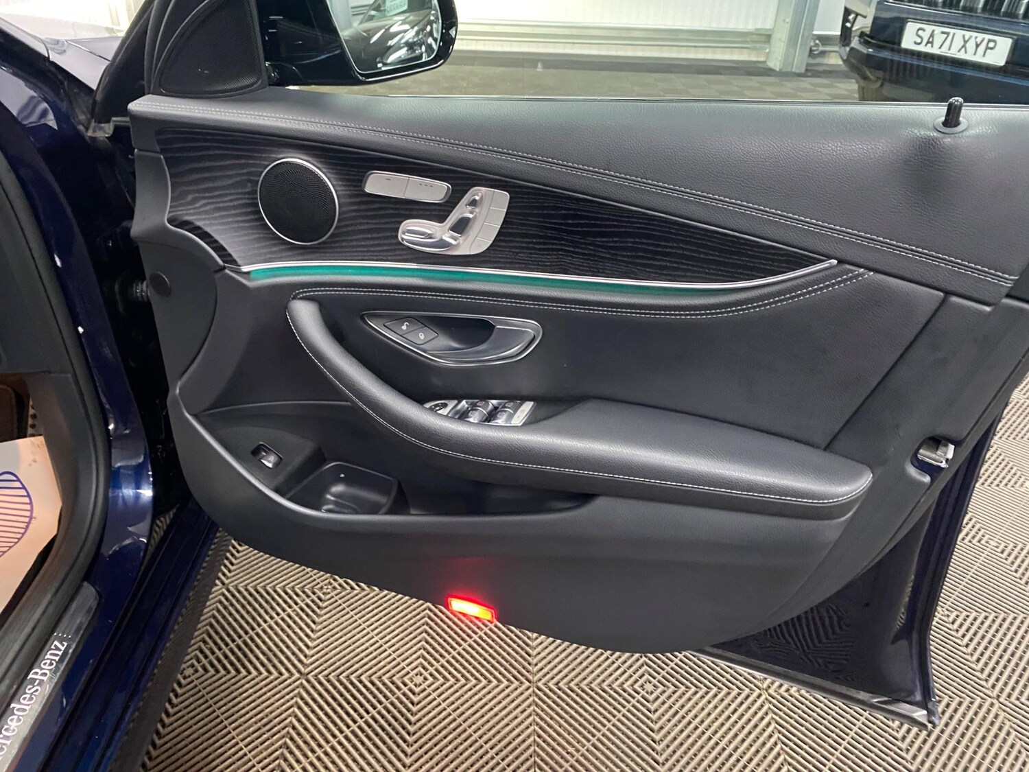 Used Mercedes-Benz E Class 2020 for sale - 76317927: Photo 43