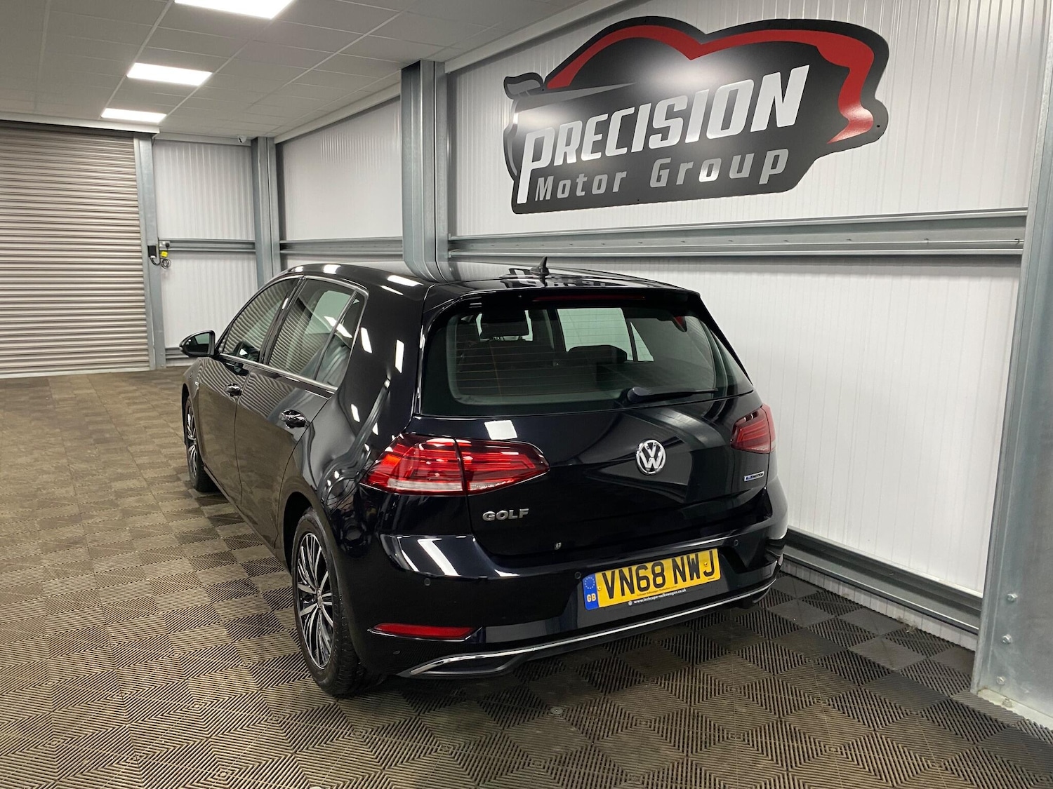 Used Volkswagen Golf 2018 for sale - 76926176: Photo 12