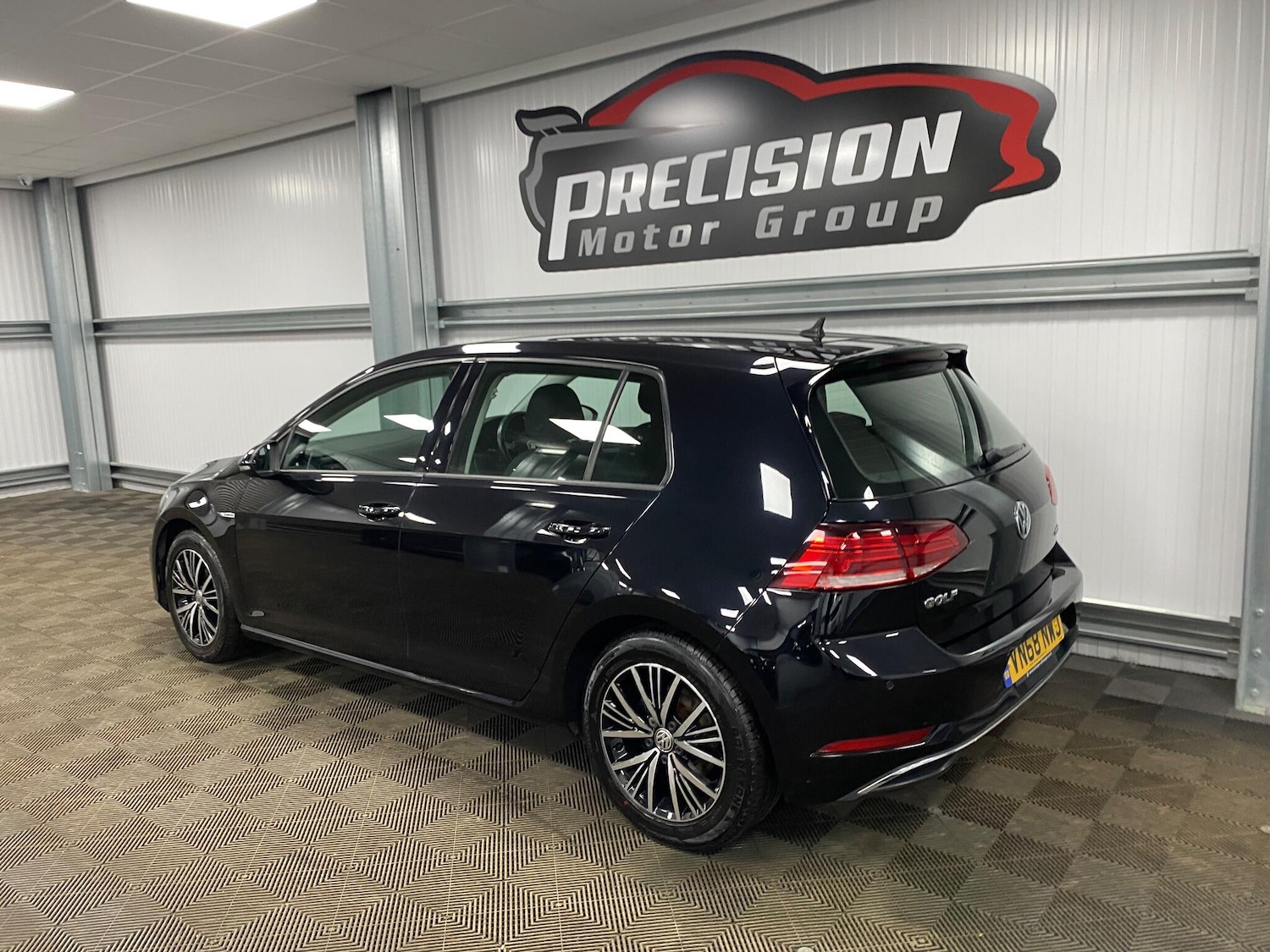 Used Volkswagen Golf 2018 for sale - 76926176: Photo 15