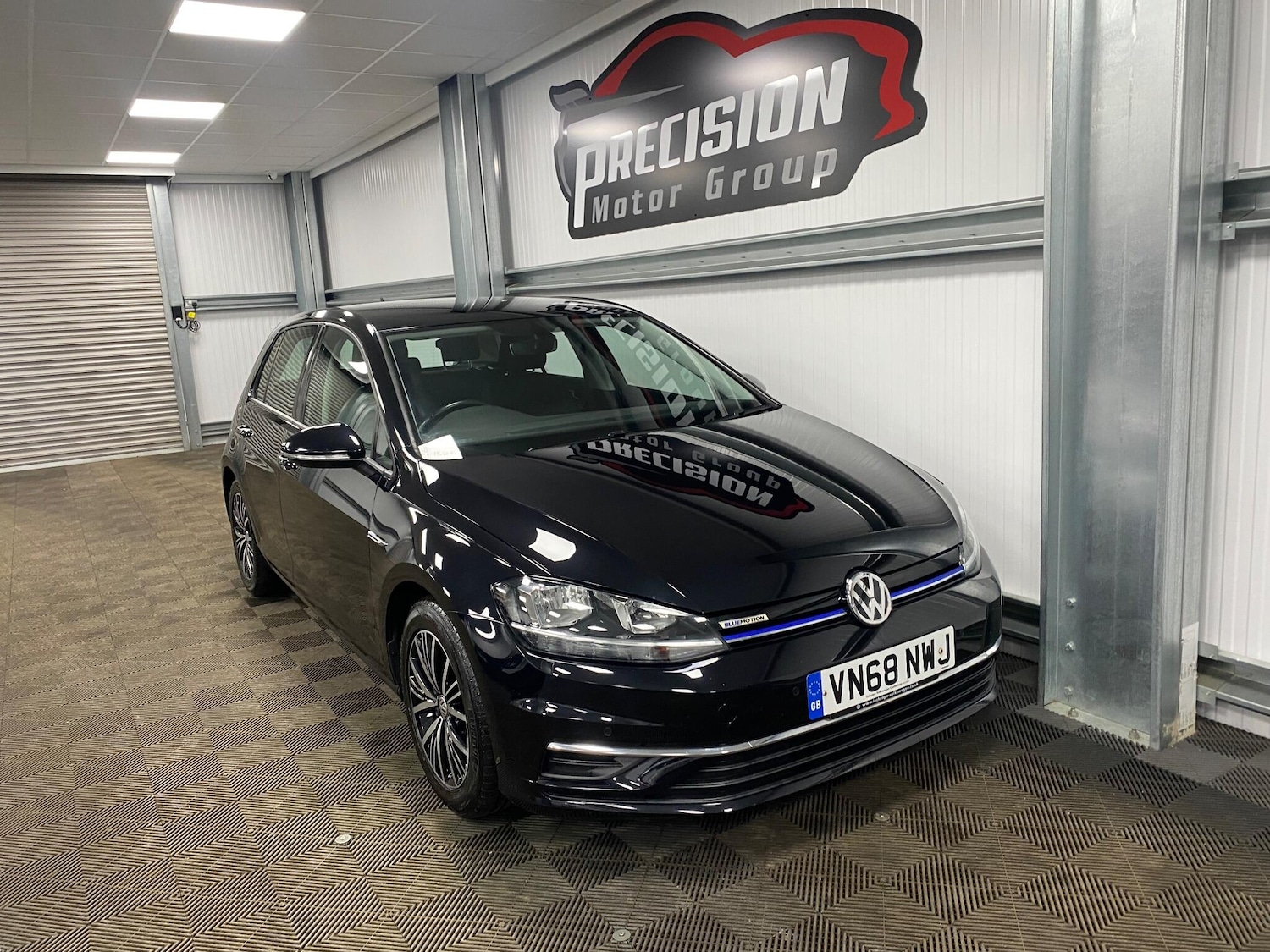 Used Volkswagen Golf 2018 for sale - 76926176: Photo 2