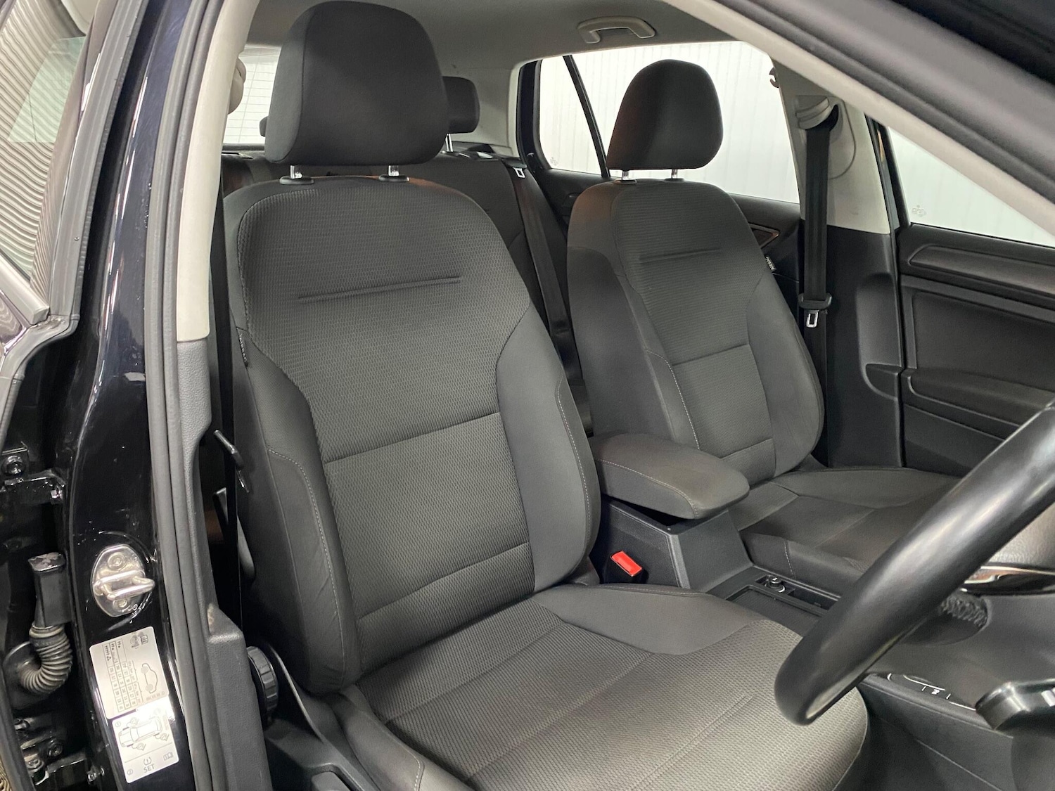 Used Volkswagen Golf 2018 for sale - 76926176: Photo 44