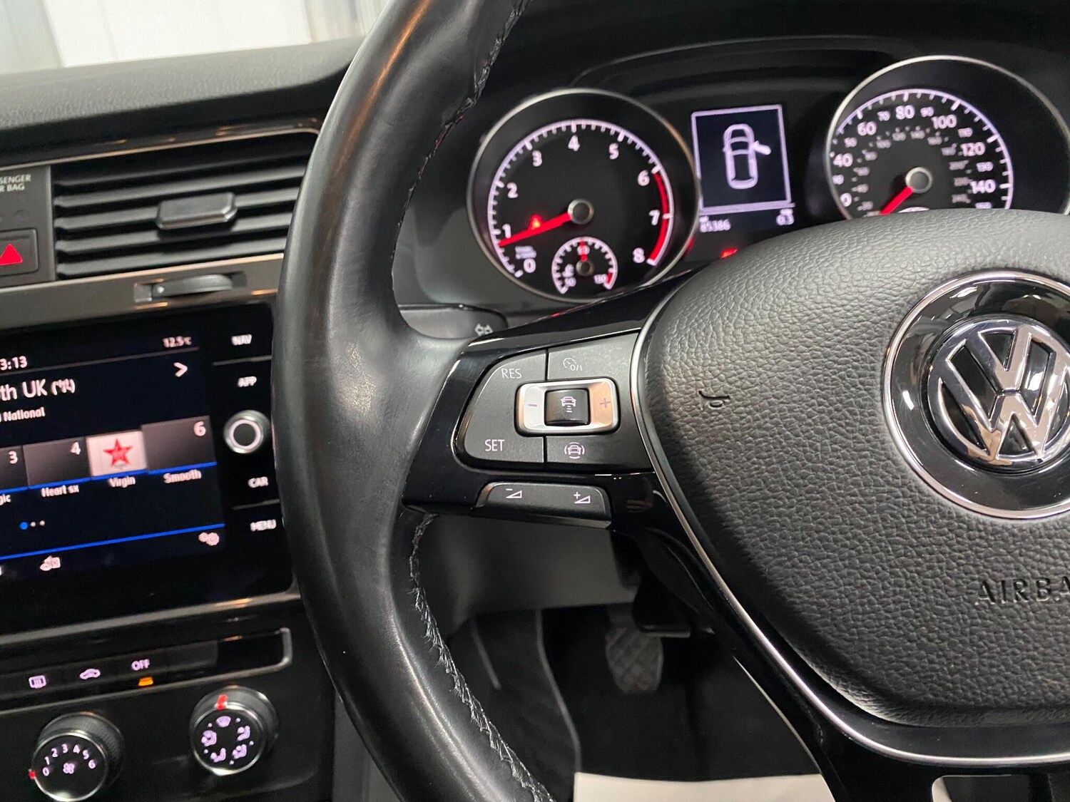 Used Volkswagen Golf 2018 for sale - 76926176: Photo 51