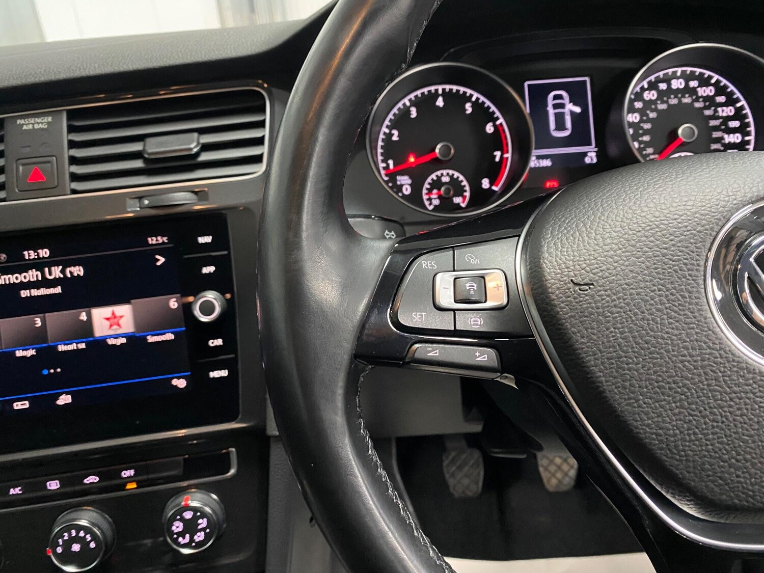 Used Volkswagen Golf 2018 for sale - 76926176: Photo 54