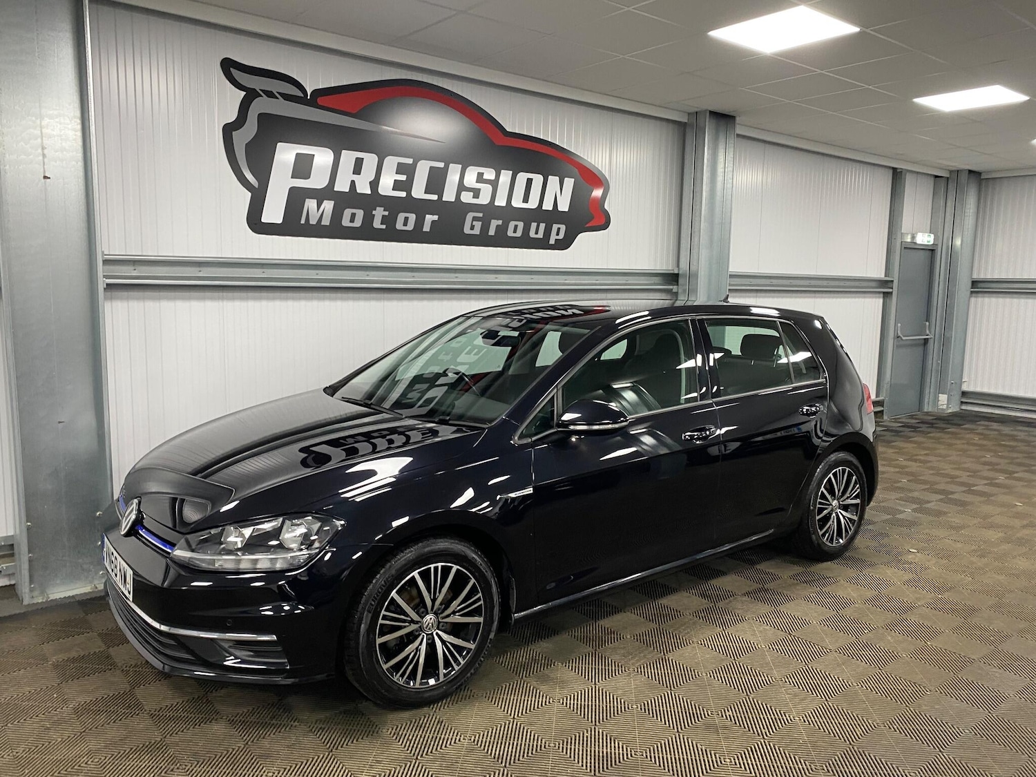 Used Volkswagen Golf 2018 for sale - 76926176: Photo 8