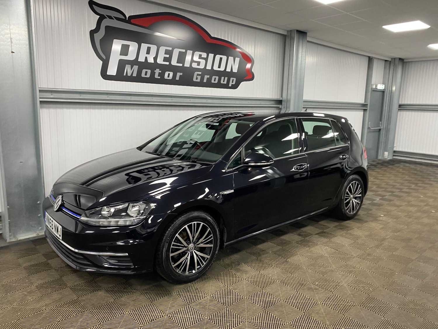 Used Volkswagen Golf 2018 for sale - 76926176: Photo 9