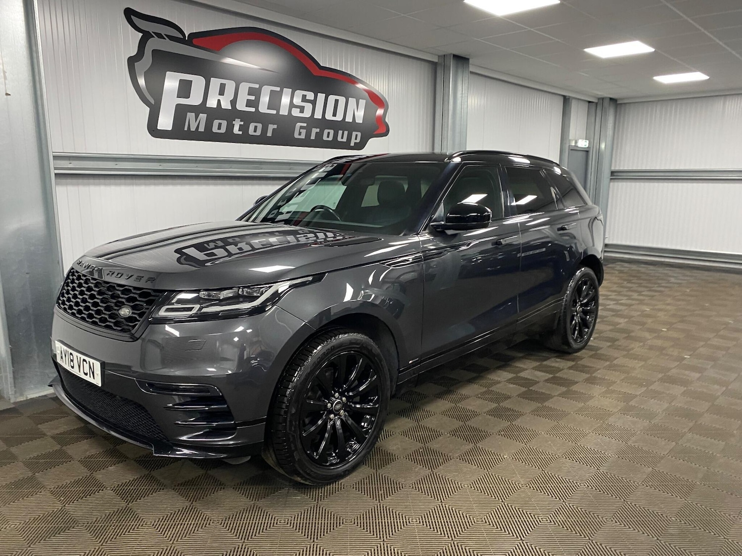 Used Land Rover Range Rover Velar 2018 for sale - 76992004: Photo 10