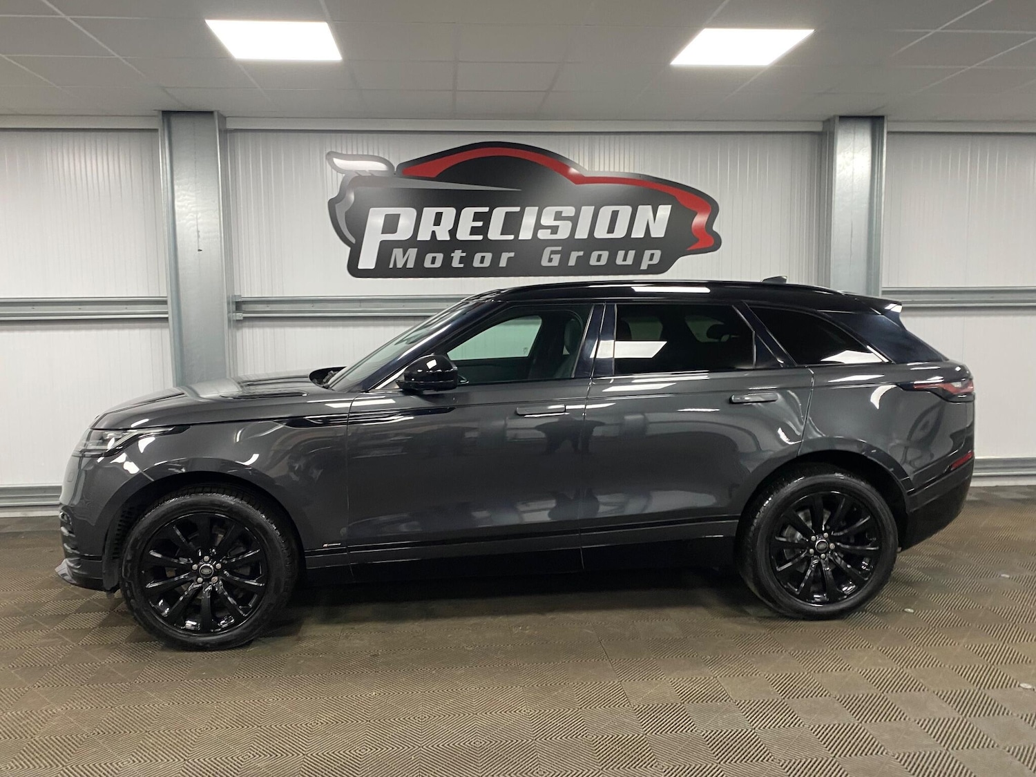 Used Land Rover Range Rover Velar 2018 for sale - 76992004: Photo 17