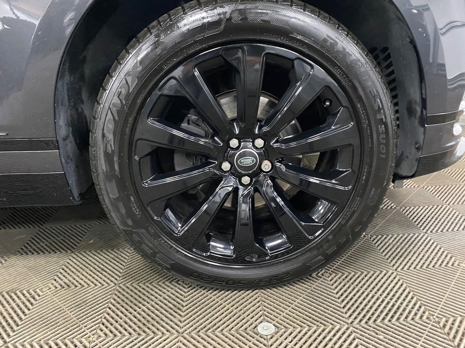 Used Land Rover Range Rover Velar 2018 for sale - 76992004: Photo 45