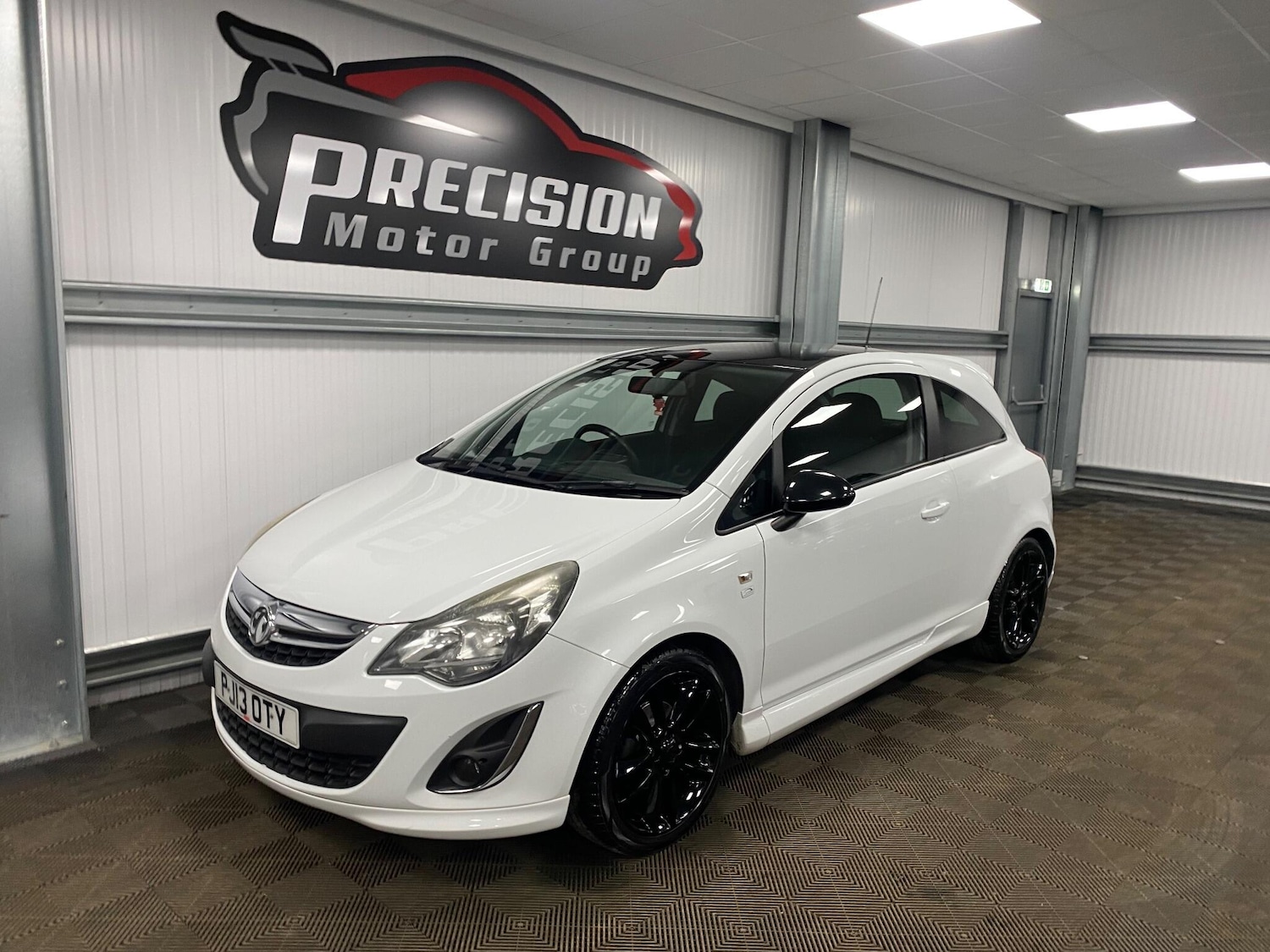 Used Vauxhall Corsa 2013 for sale - 76936029: Photo 4
