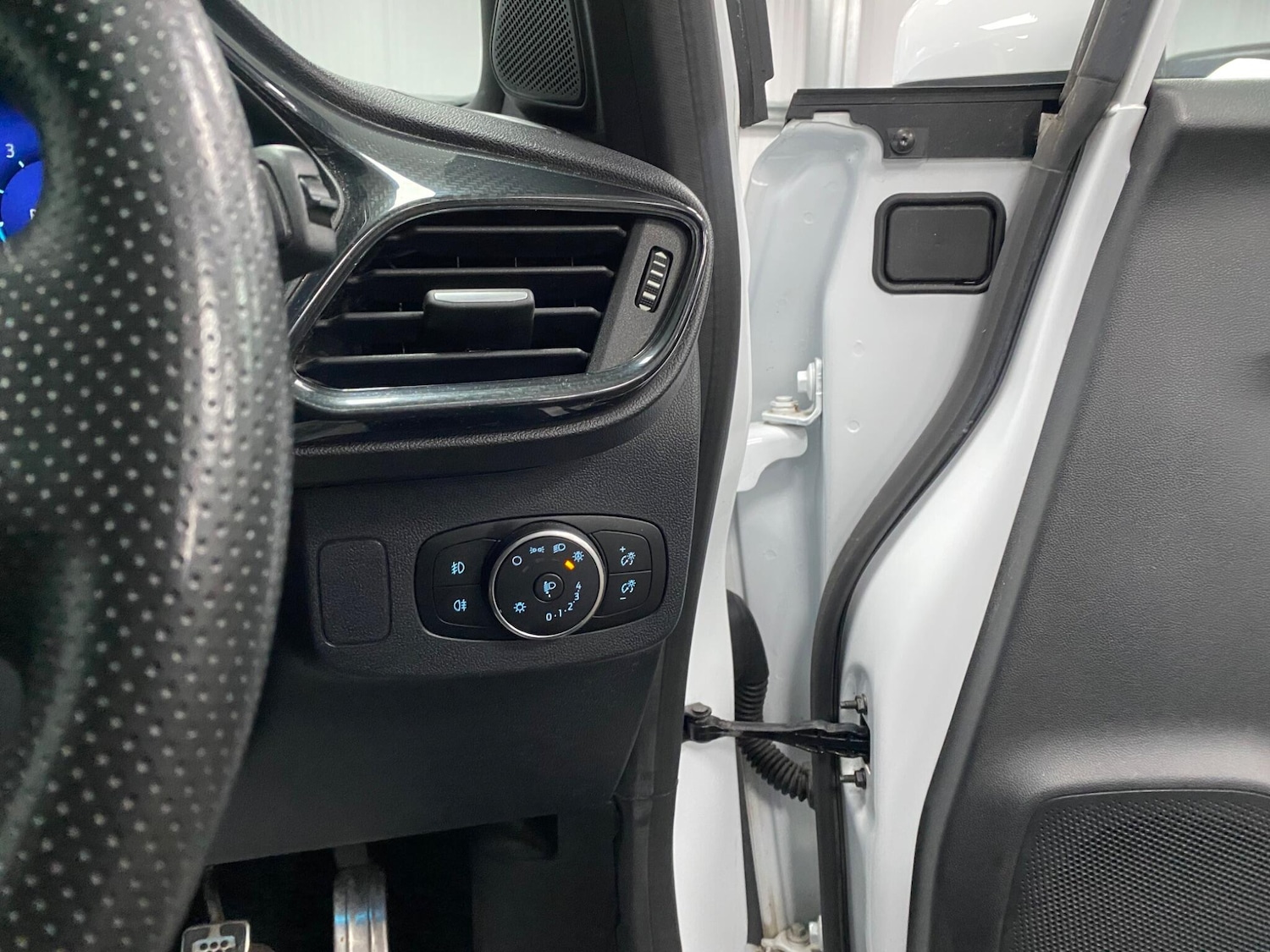 Used Ford Puma 2020 for sale - 77440986: Photo 40