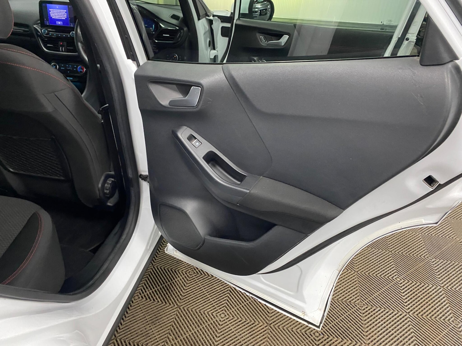 Used Ford Puma 2020 for sale - 77440986: Photo 41