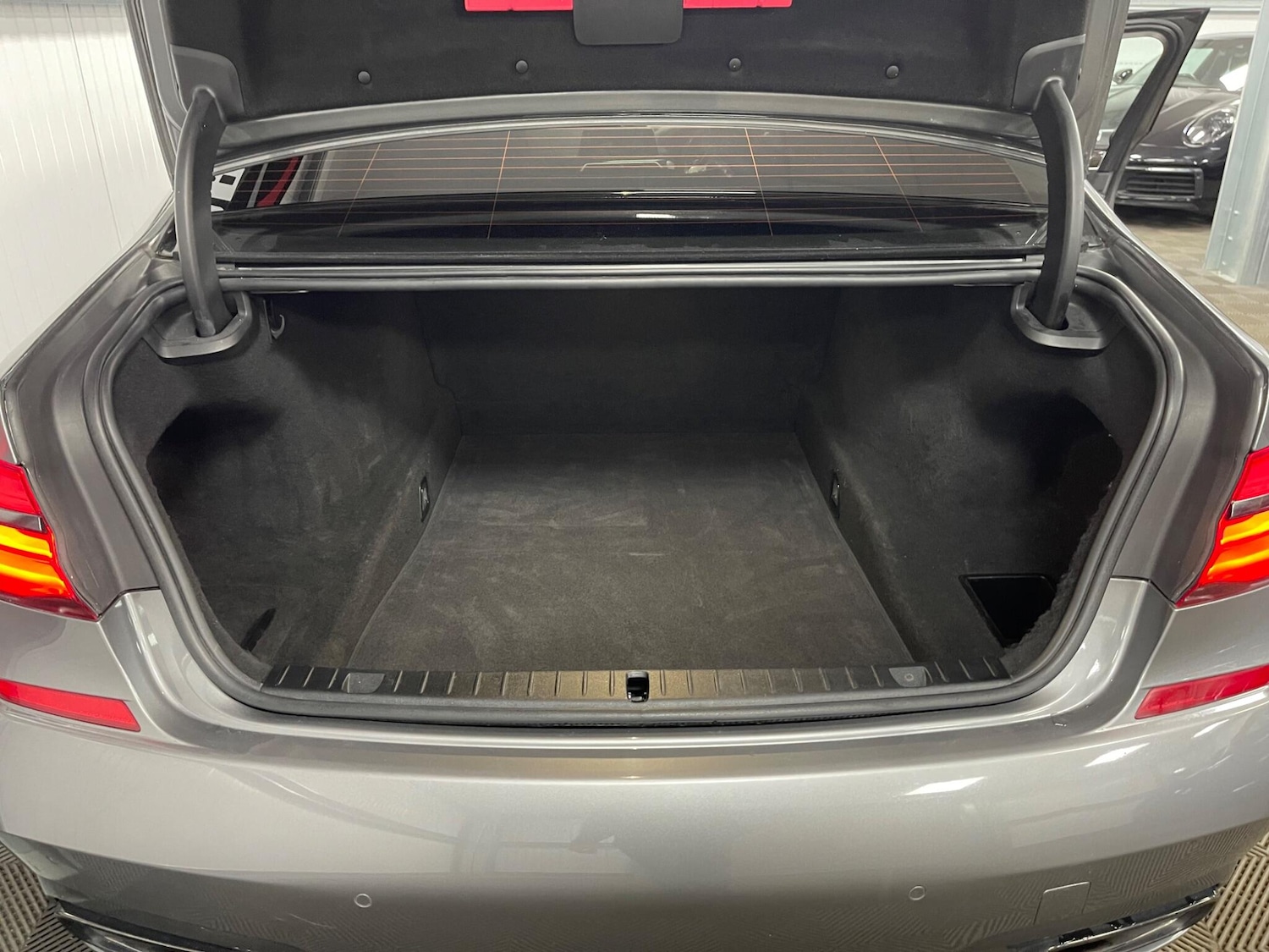 Used BMW 7 Series 2019 for sale - 77892624: Photo 52