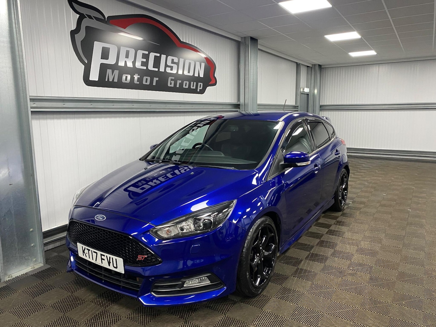 Used Ford Focus 2017 for sale - 76728960: Photo 11