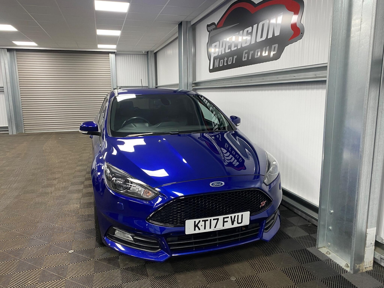 Used Ford Focus 2017 for sale - 76728960: Photo 4