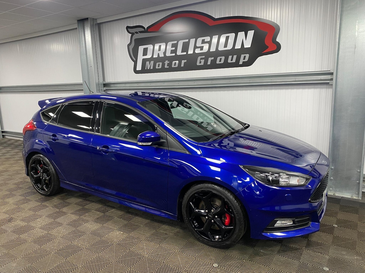 Used Ford Focus 2017 for sale - 76728960: Photo 5