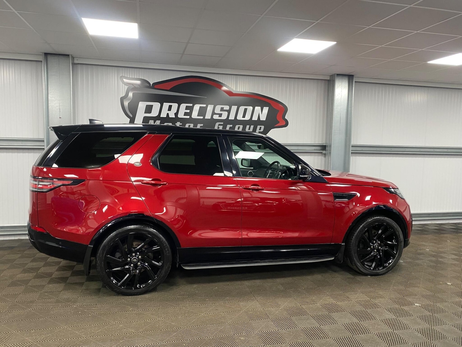 Used Land Rover Discovery 2017 for sale - 76389241: Photo 27