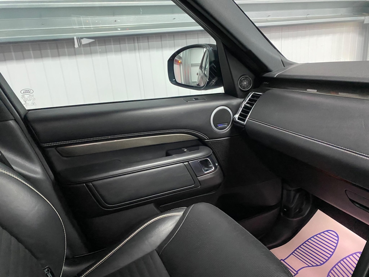 Used Land Rover Discovery 2017 for sale - 76389241: Photo 37