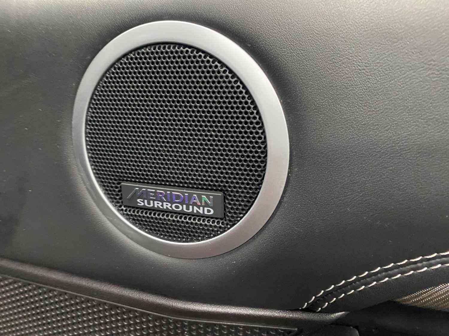 Used Land Rover Discovery 2017 for sale - 76389241: Photo 53