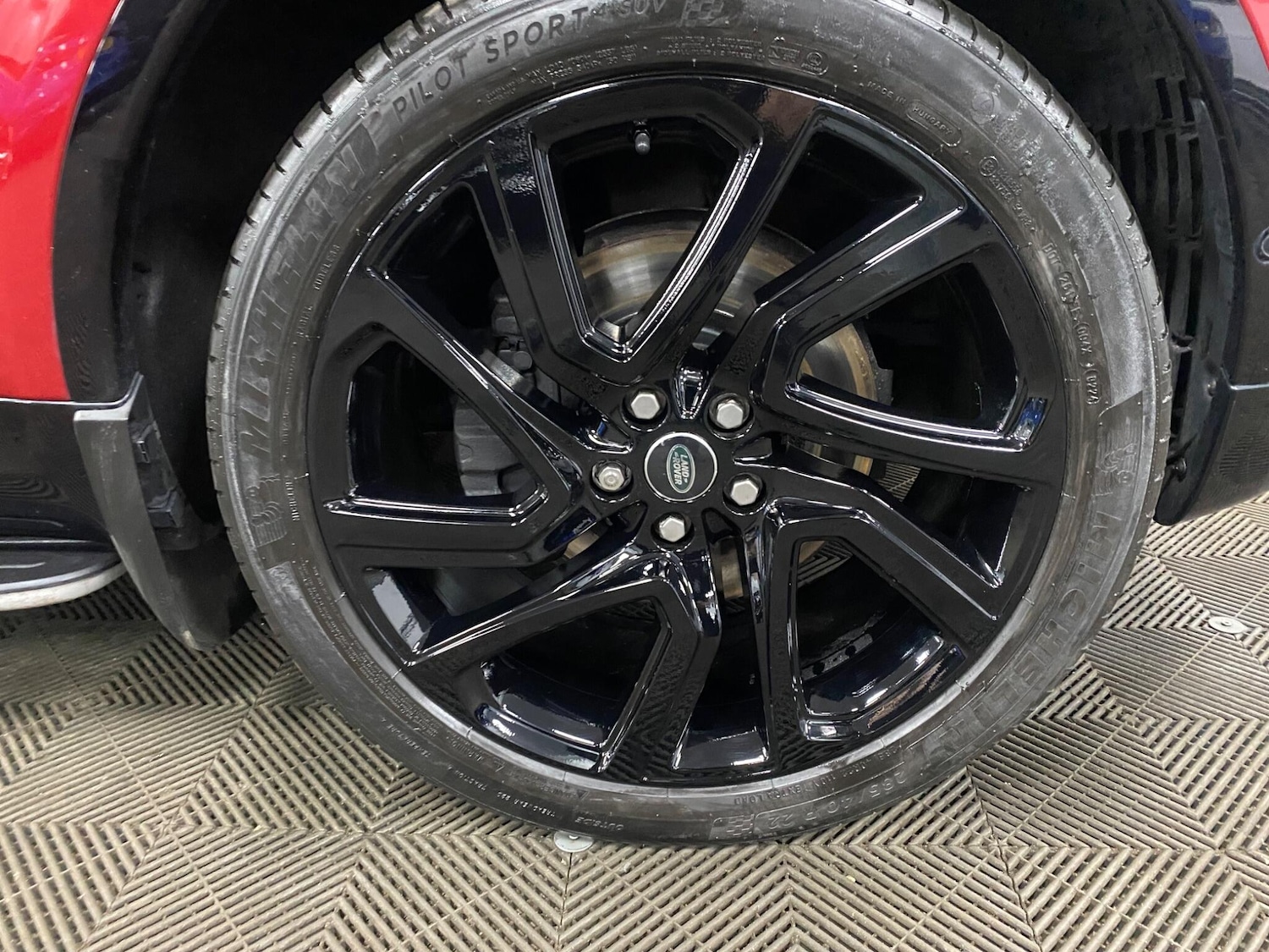 Used Land Rover Discovery 2017 for sale - 76389241: Photo 59