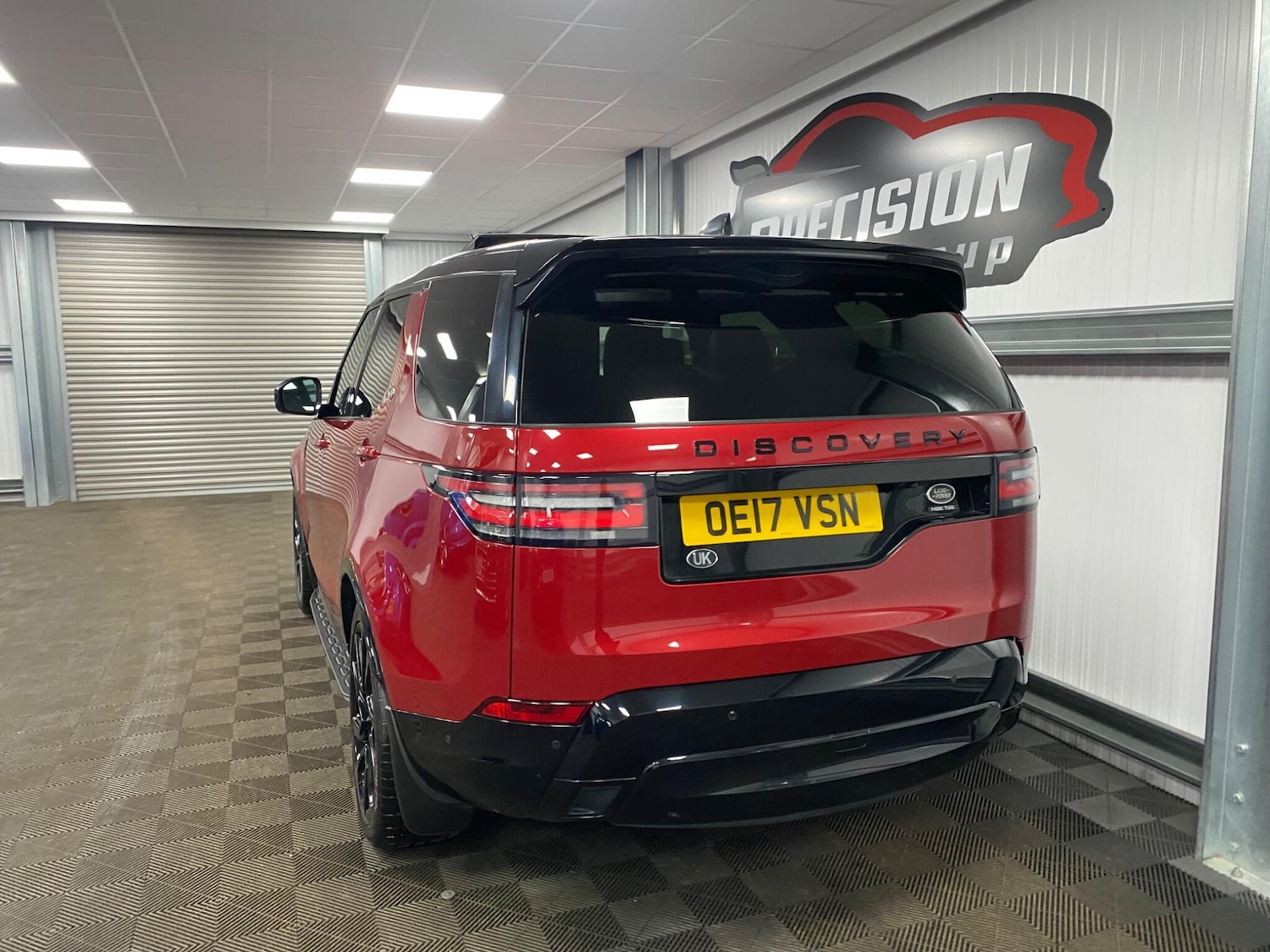 Used Land Rover Discovery 2017 for sale - 76389241: Photo 7