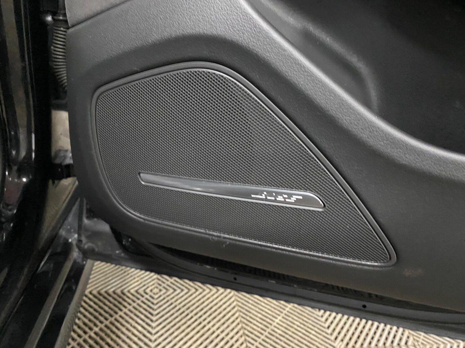 Used Audi A8 for sale - 77484212: Photo 44