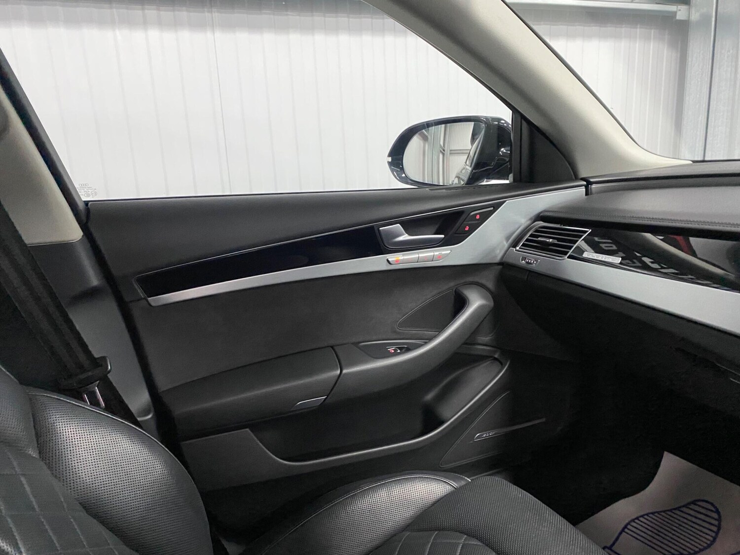 Used Audi A8 for sale - 77484212: Photo 46