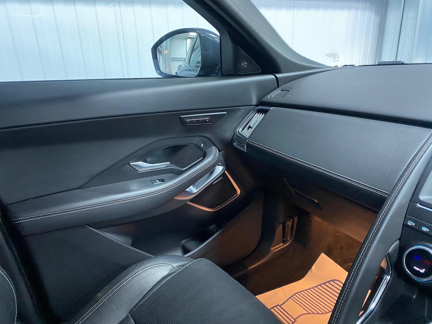 Used Jaguar E-Pace 2018 for sale - 77015483: Photo 33