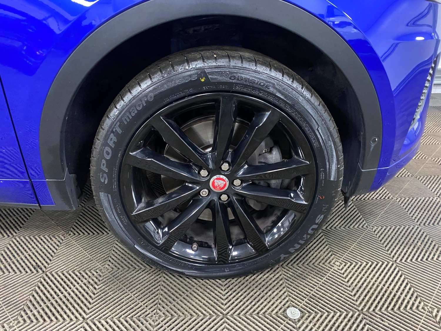 Used Jaguar E-Pace 2018 for sale - 77015483: Photo 46