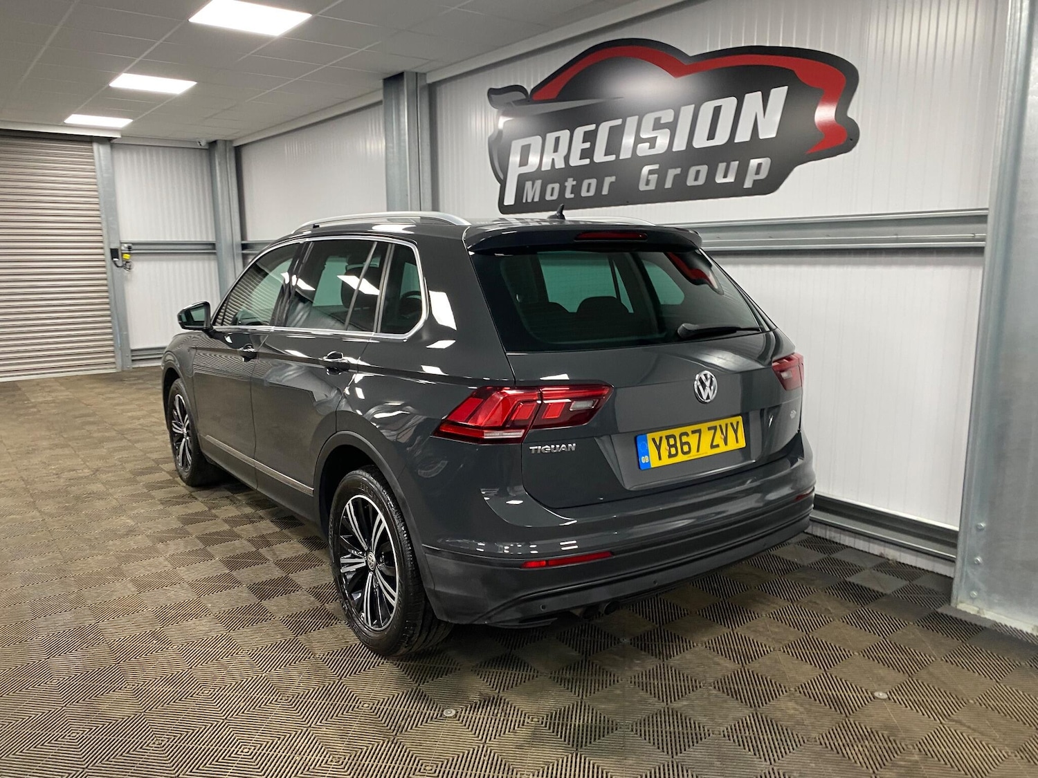 Used Volkswagen Tiguan 2017 for sale - 77074036: Photo 12