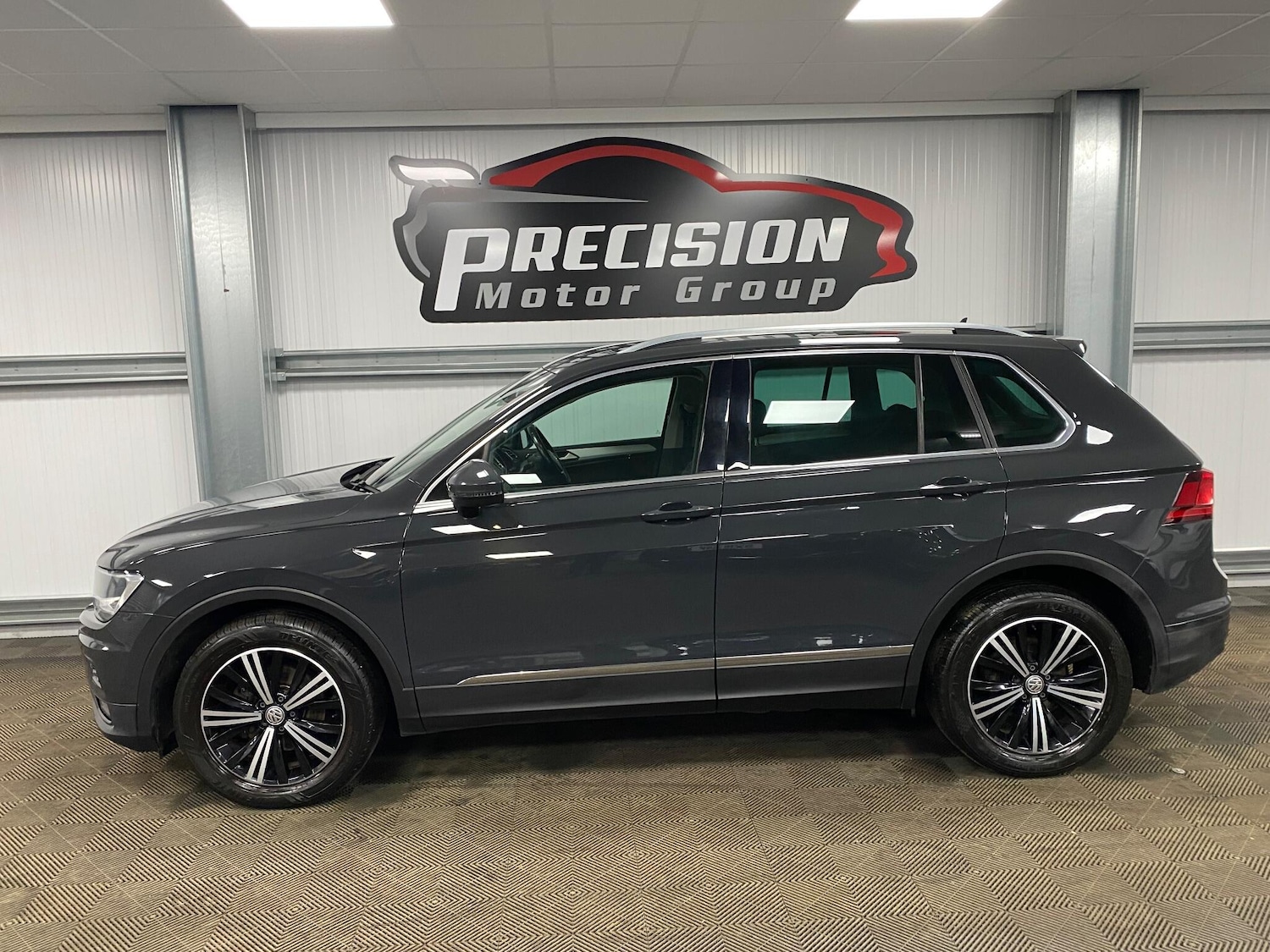 Used Volkswagen Tiguan 2017 for sale - 77074036: Photo 16