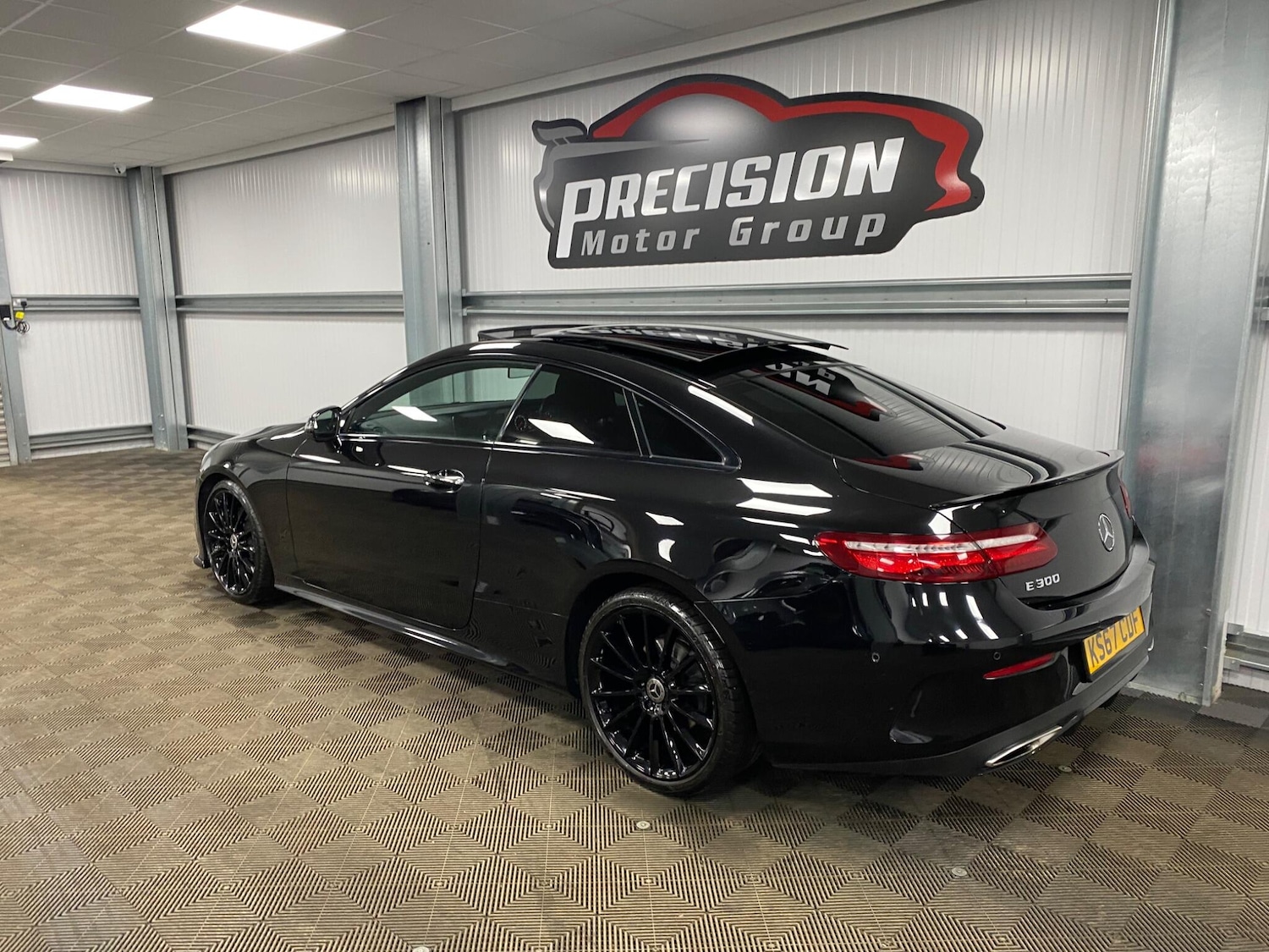 Used Mercedes-Benz E Class 2017 for sale - 77559035: Photo 15