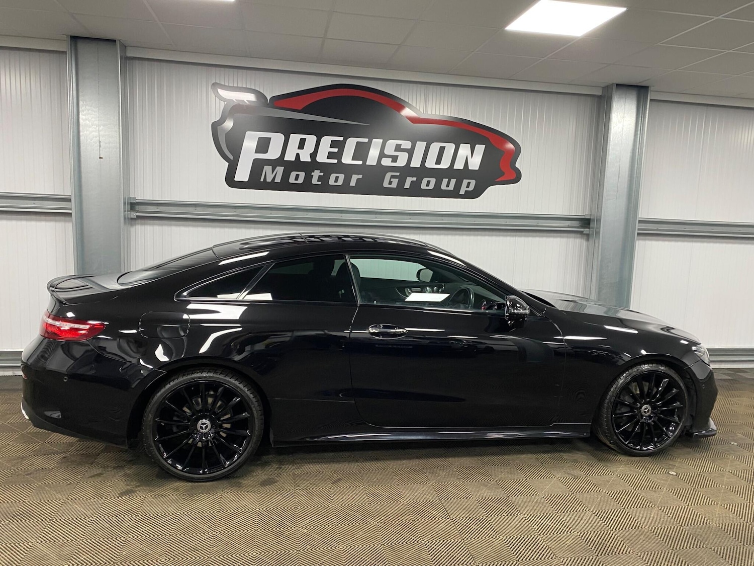 Used Mercedes-Benz E Class 2017 for sale - 77559035: Photo 30