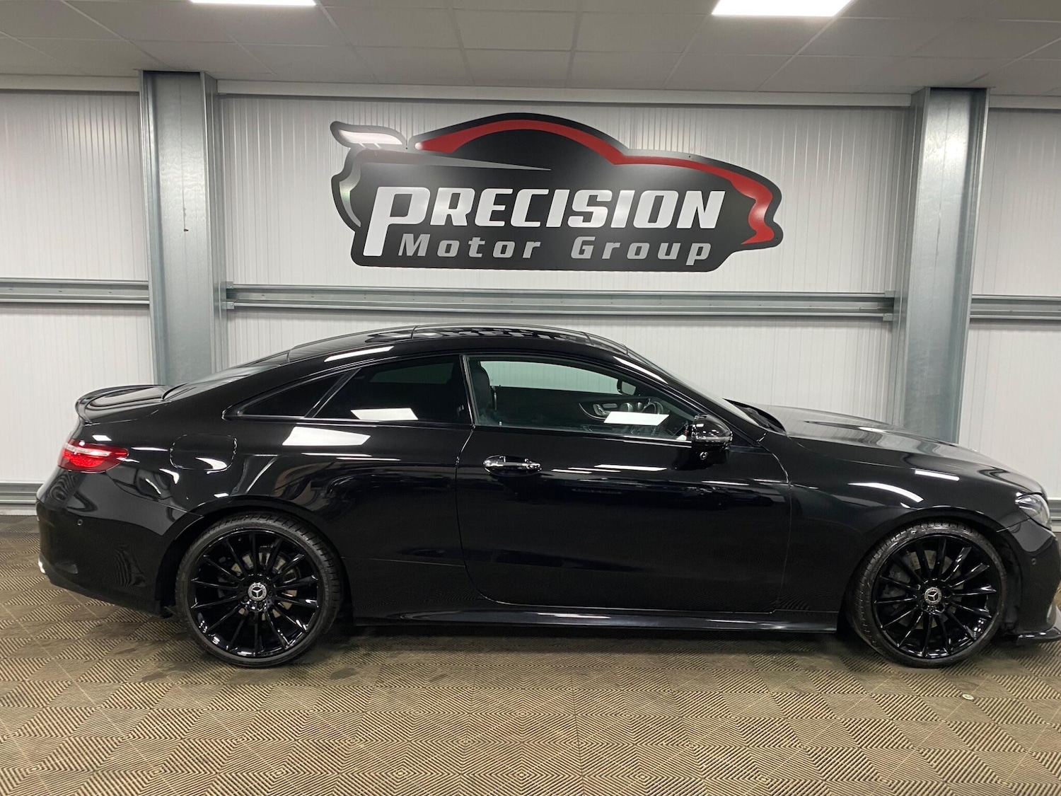 Used Mercedes-Benz E Class 2017 for sale - 77559035: Photo 32