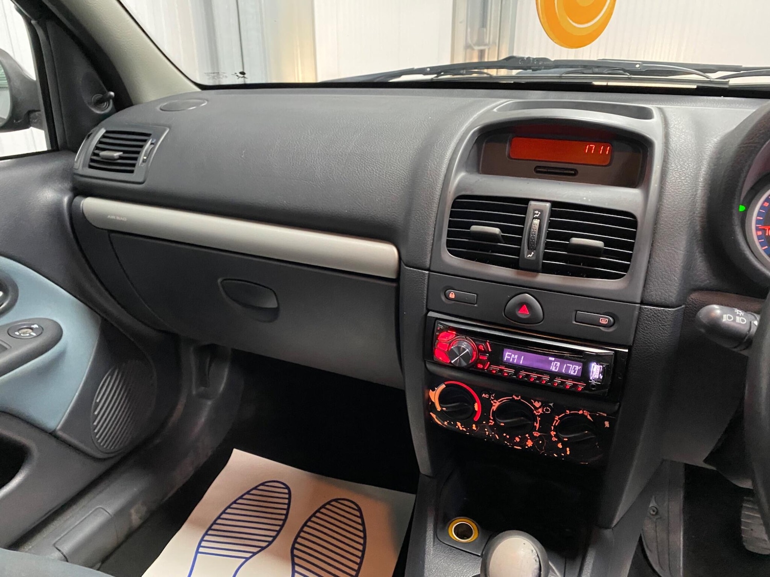 Vehicle 28
