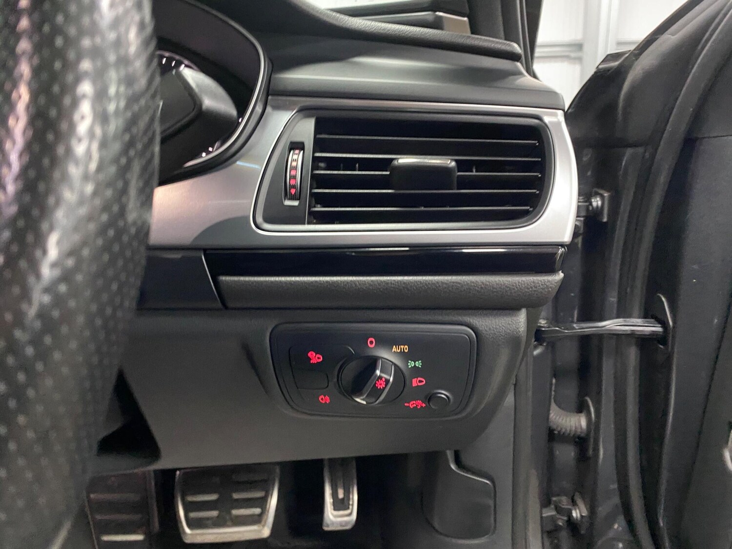 Used Audi A6 2016 for sale - 76607649: Photo 38