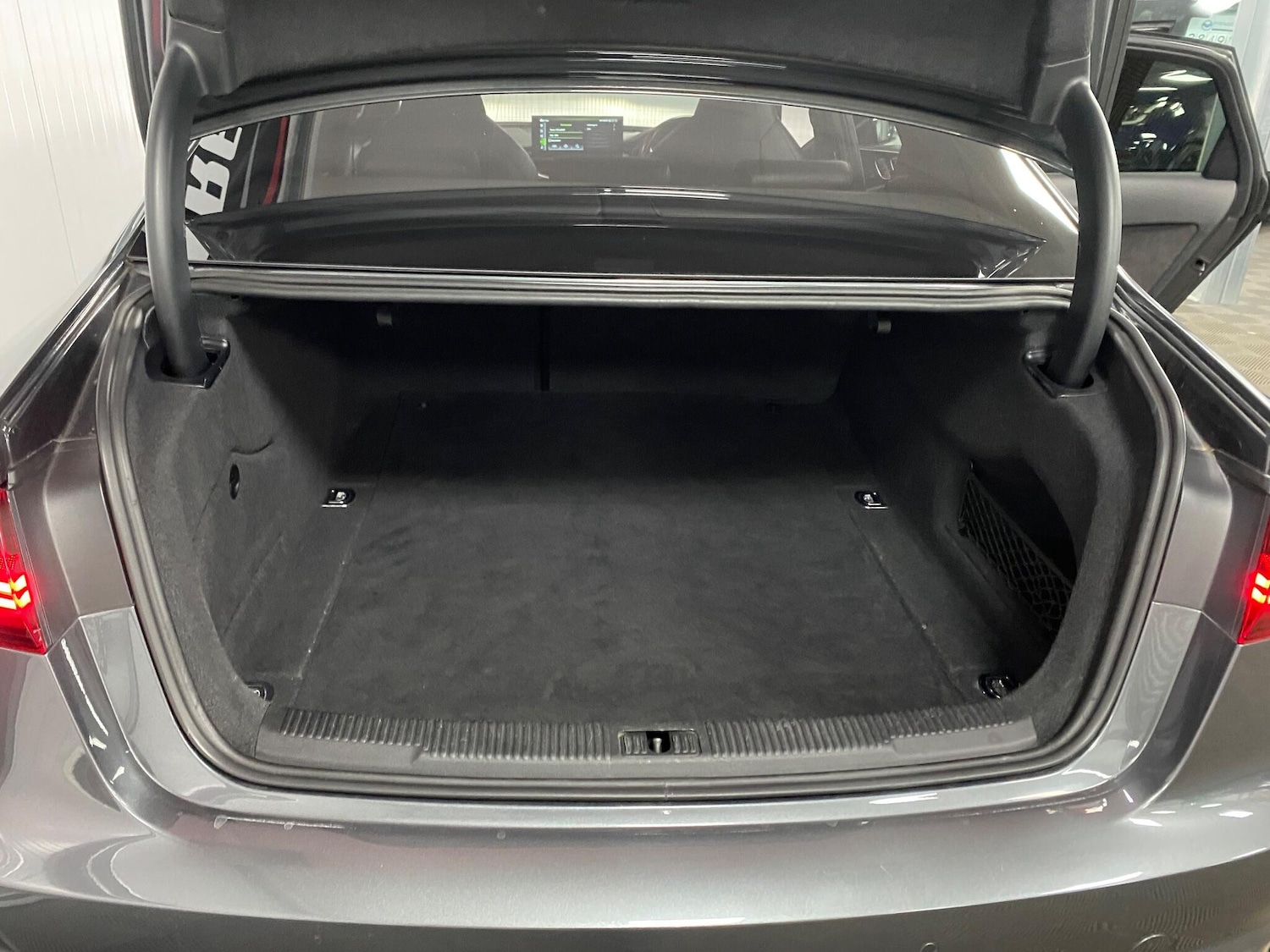 Used Audi A6 2016 for sale - 76607649: Photo 46