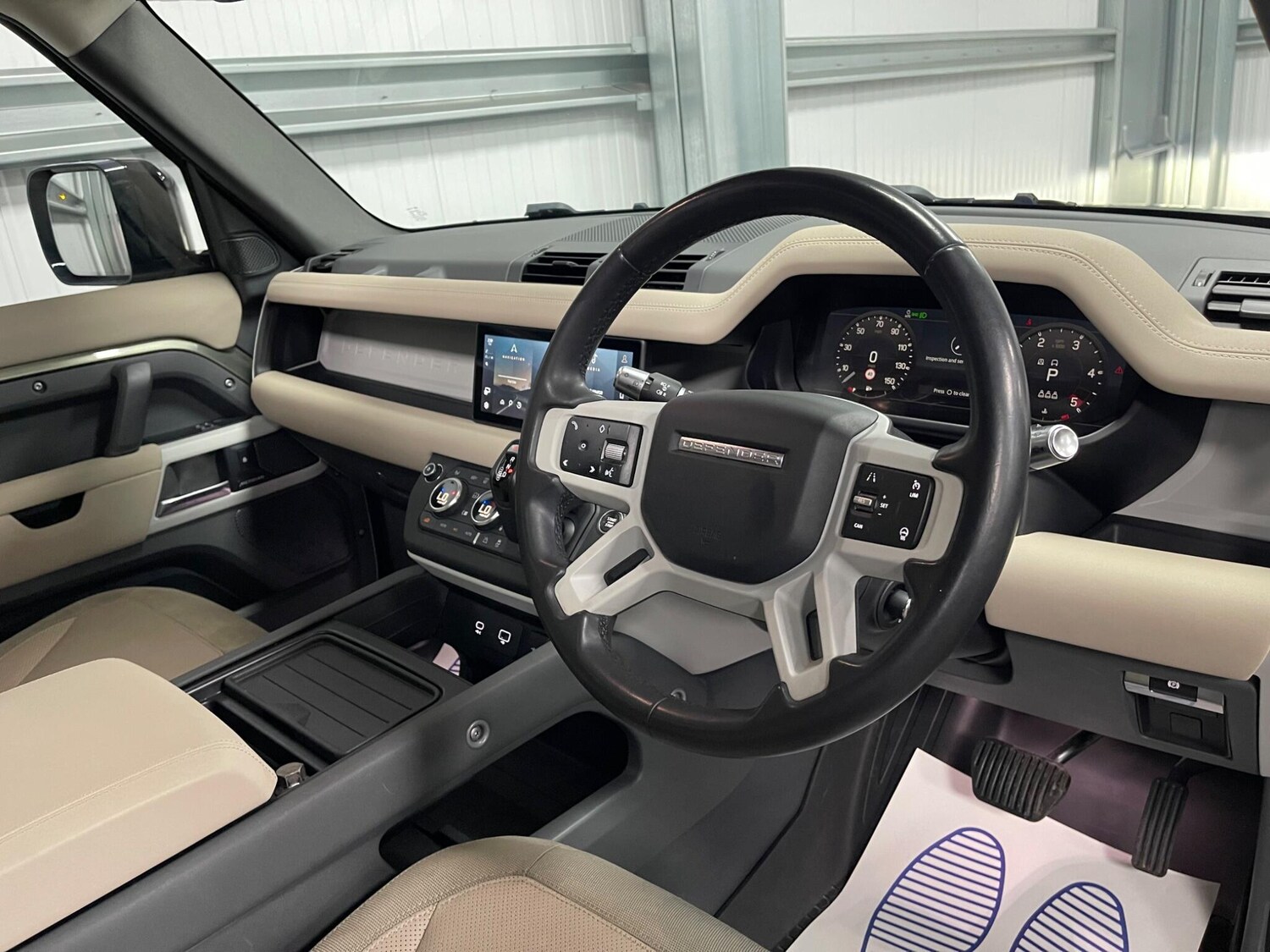 Used Land Rover Defender 110 for sale - 78215071: Photo 37