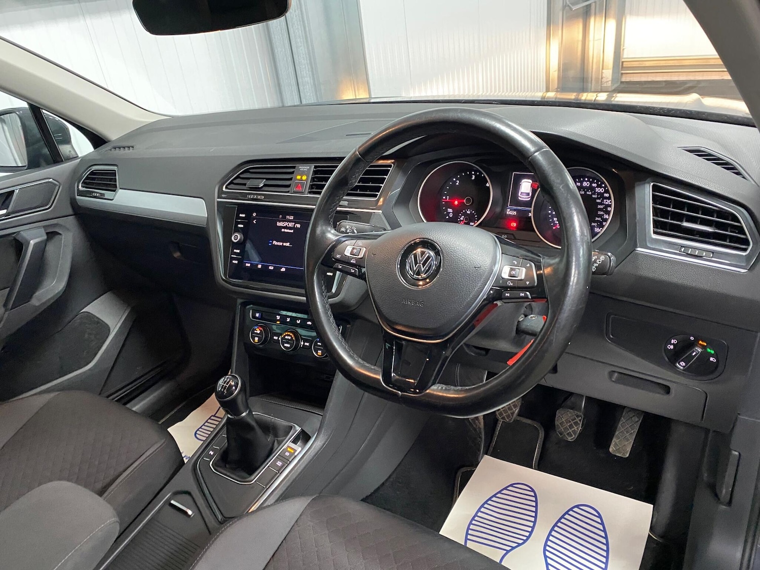 Used Volkswagen Tiguan 2017 for sale - 77330508: Photo 31