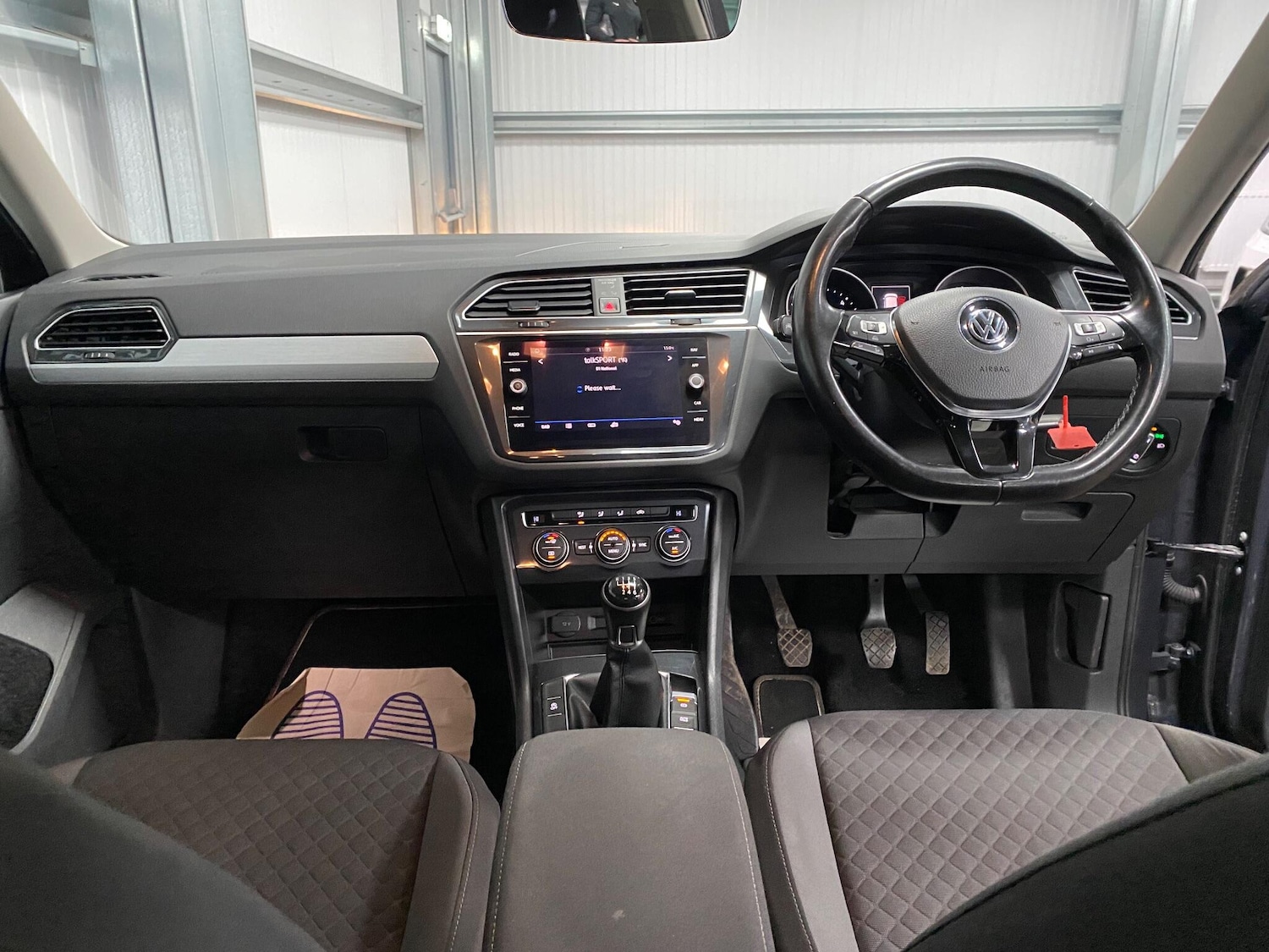 Used Volkswagen Tiguan 2017 for sale - 77330508: Photo 33