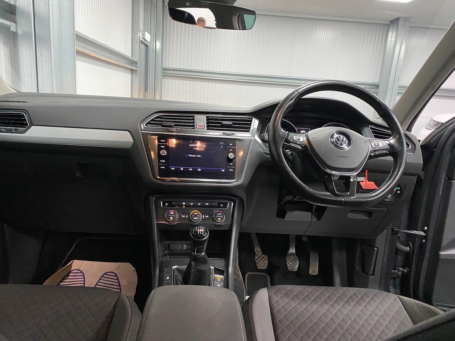 Used Volkswagen Tiguan 2017 for sale - 77330508: Photo 34