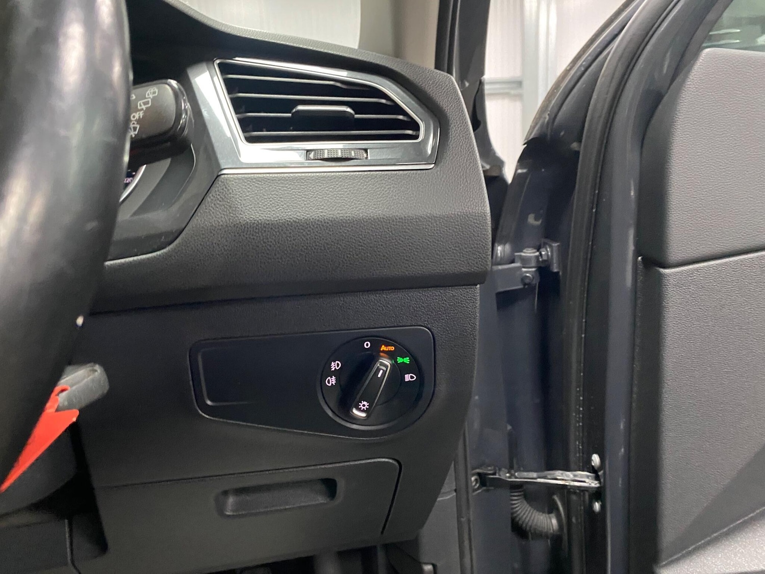 Used Volkswagen Tiguan 2017 for sale - 77330508: Photo 42