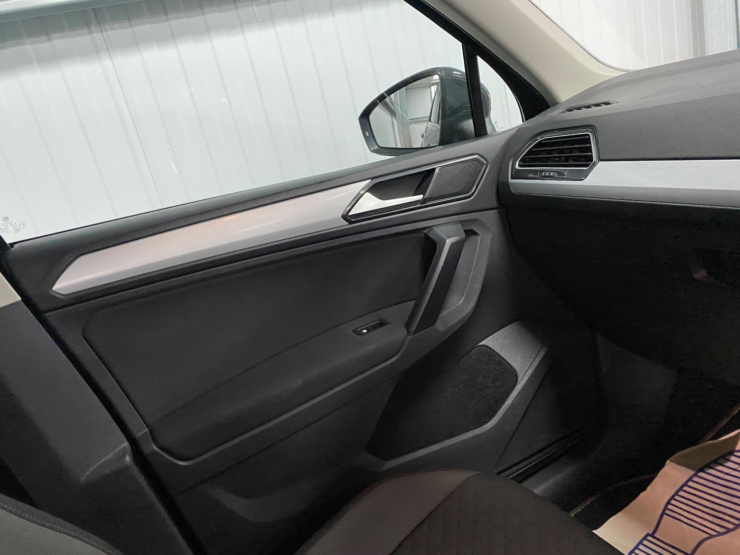 Used Volkswagen Tiguan 2017 for sale - 77330508: Photo 45