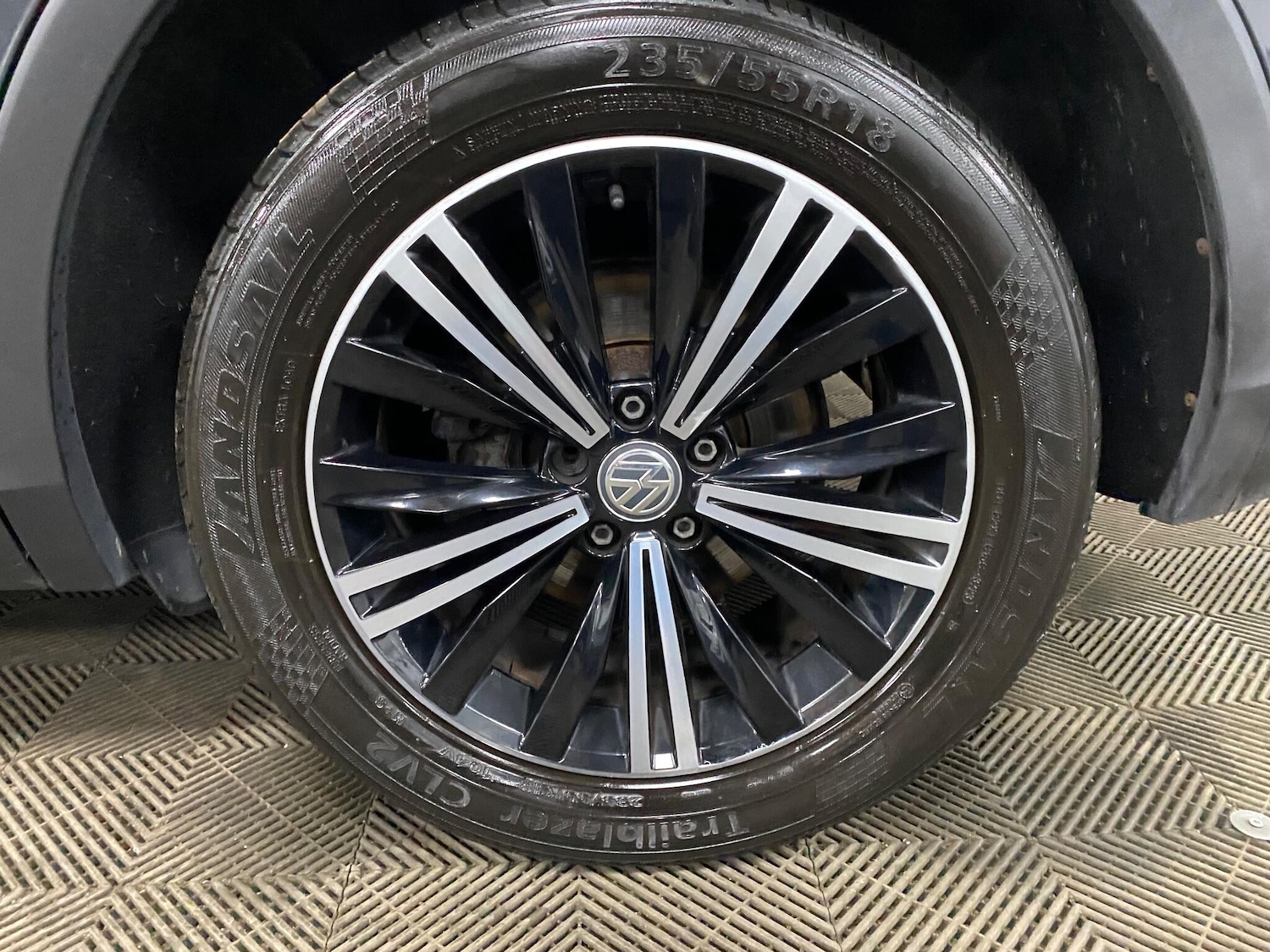 Used Volkswagen Tiguan 2017 for sale - 77330508: Photo 52