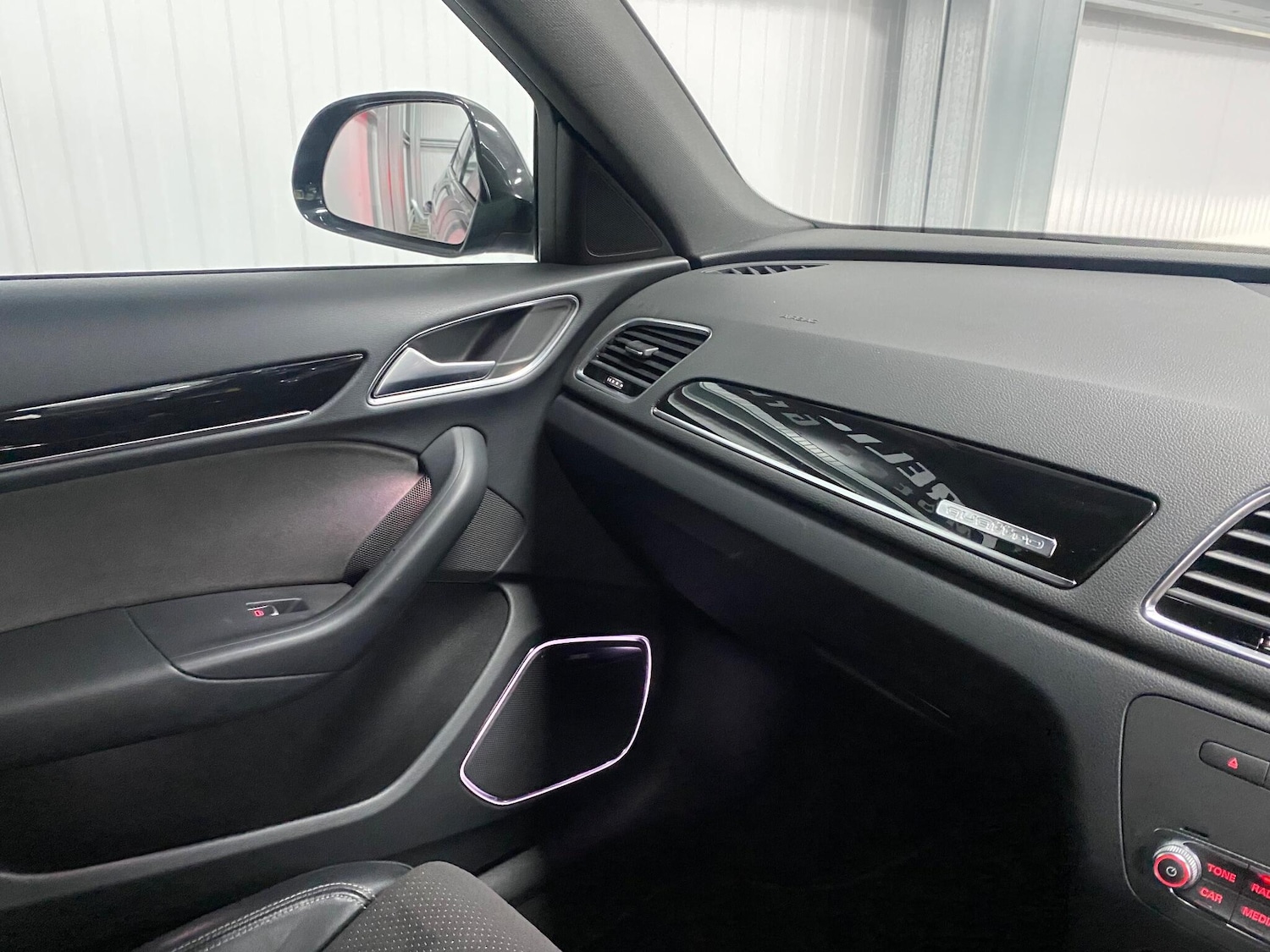 Used Audi Q3 2017 for sale - 77015485: Photo 27